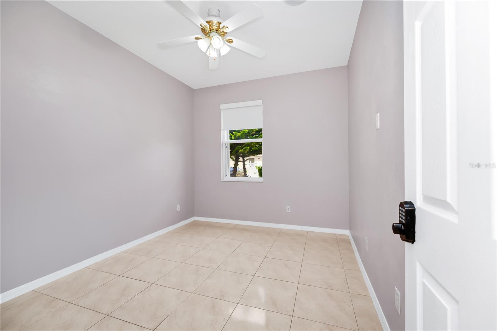 Image 10 of 39 For 10209 Andover Point Circle