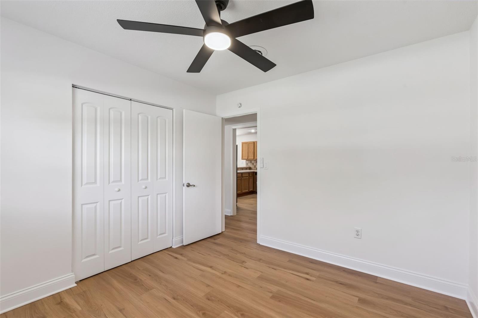Image 25 of 39 For 819 Densmore Drive