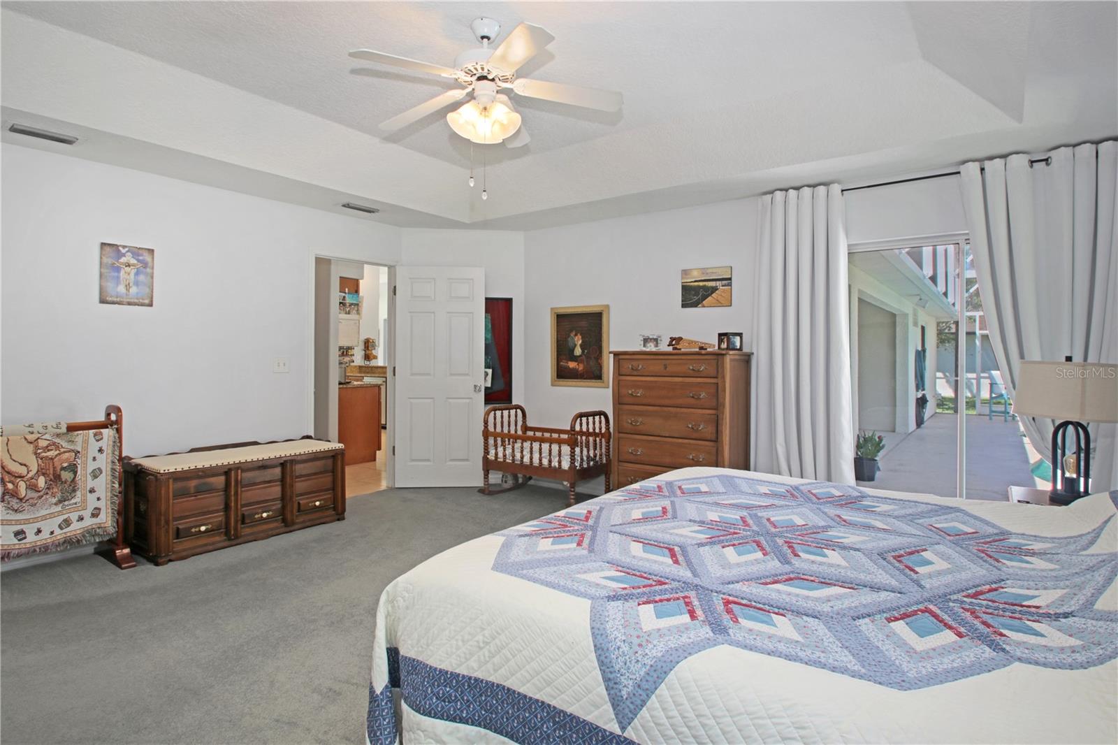 Image 21 of 45 For 11825 Overlook Drive