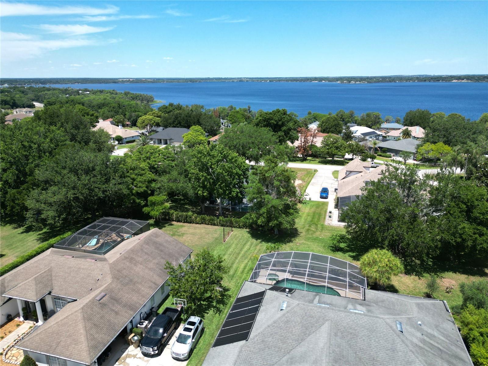 Image 41 of 45 For 11825 Overlook Drive