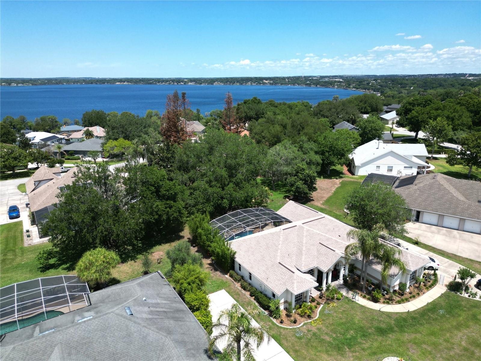 Image 42 of 45 For 11825 Overlook Drive