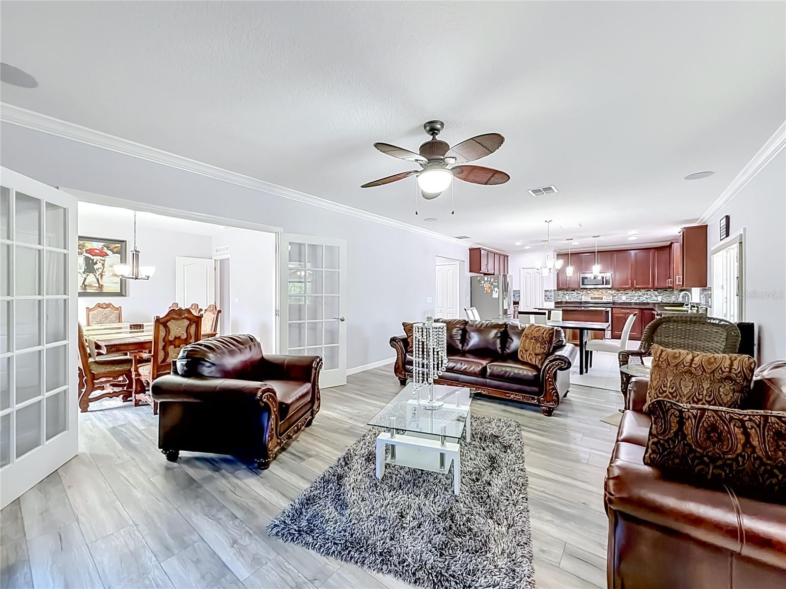 Image 20 of 81 For 15523 Gemini Drive