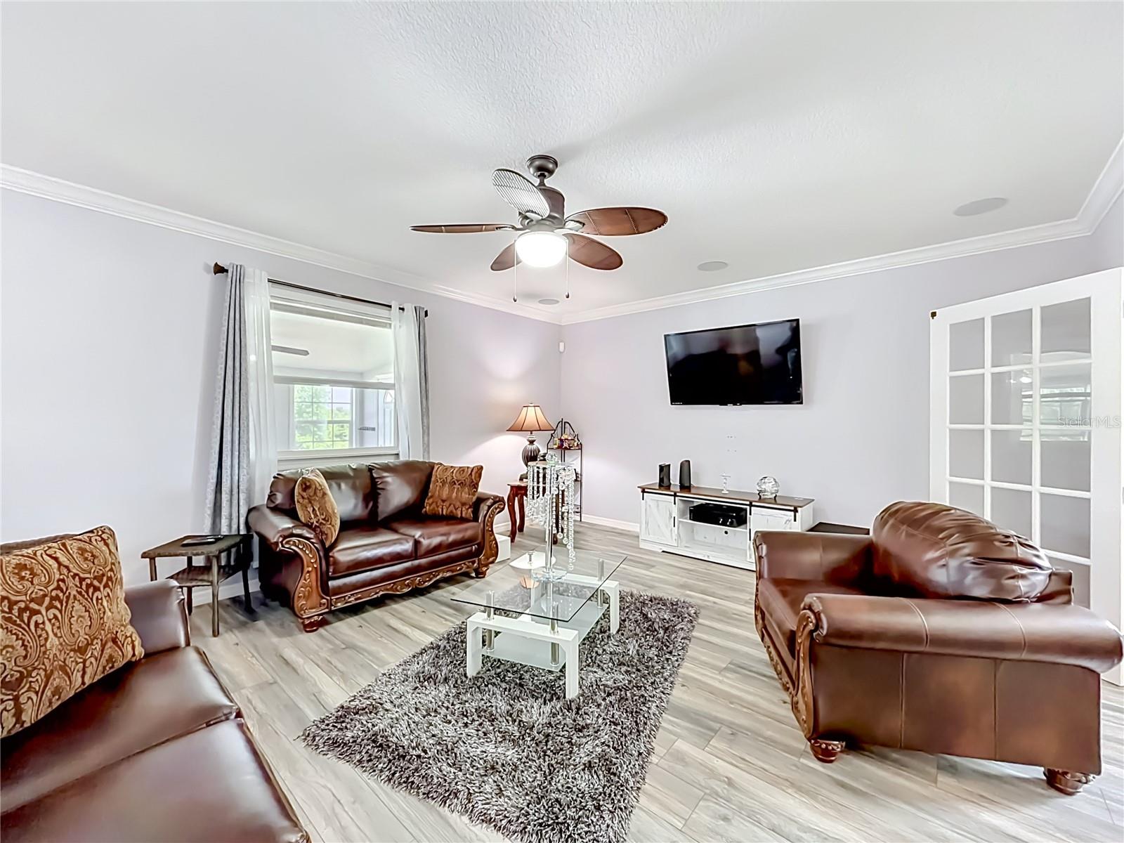 Image 22 of 81 For 15523 Gemini Drive