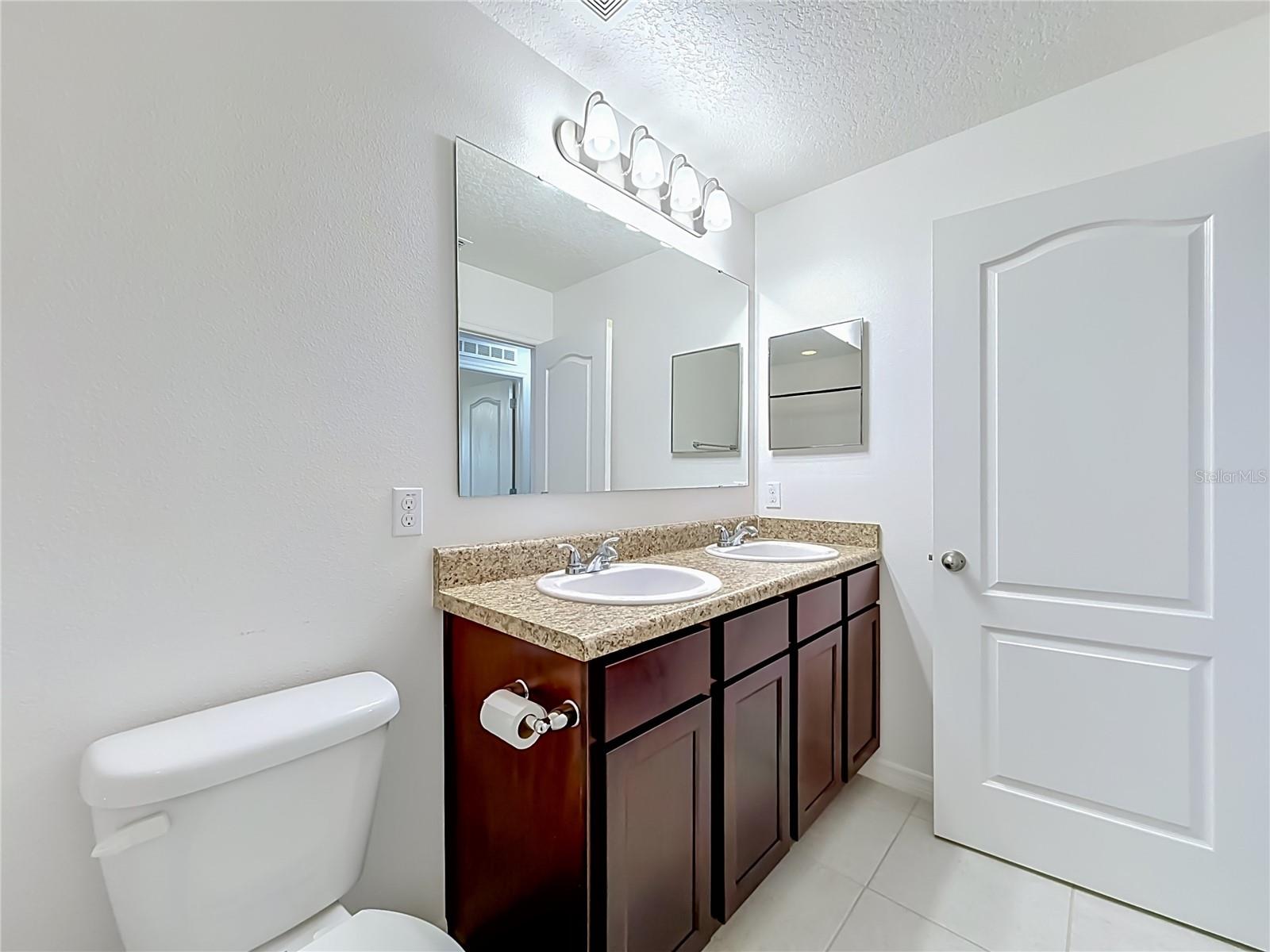 Image 47 of 81 For 15523 Gemini Drive