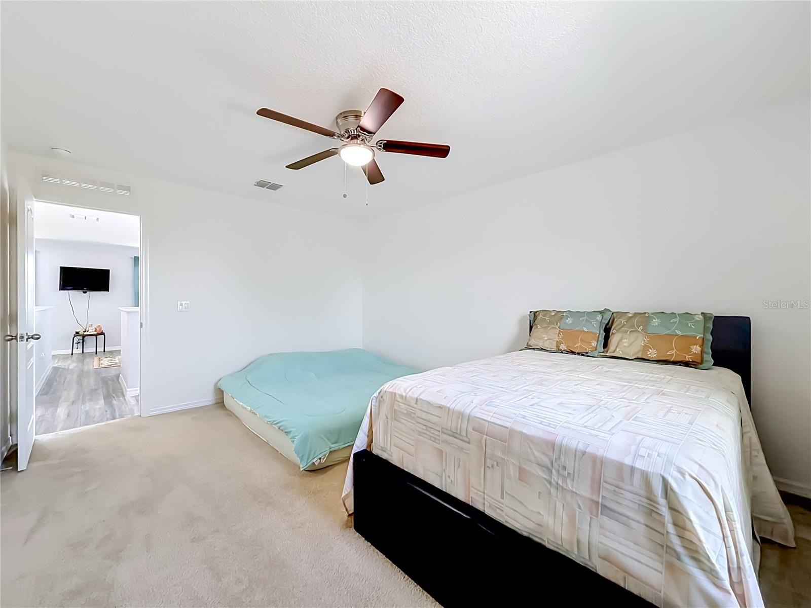 Image 49 of 81 For 15523 Gemini Drive