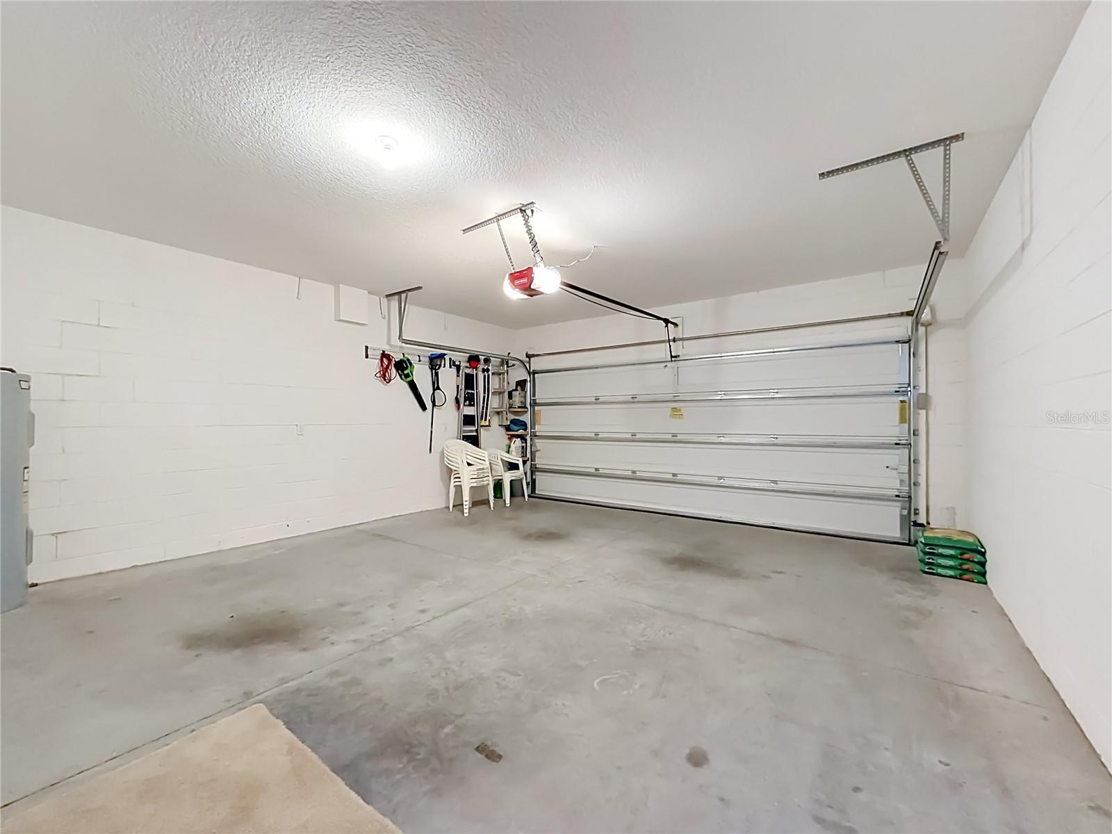 Image 62 of 81 For 15523 Gemini Drive