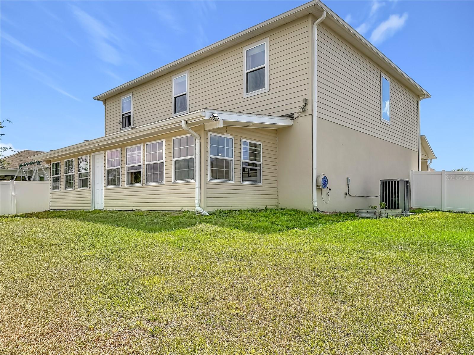 Image 69 of 81 For 15523 Gemini Drive