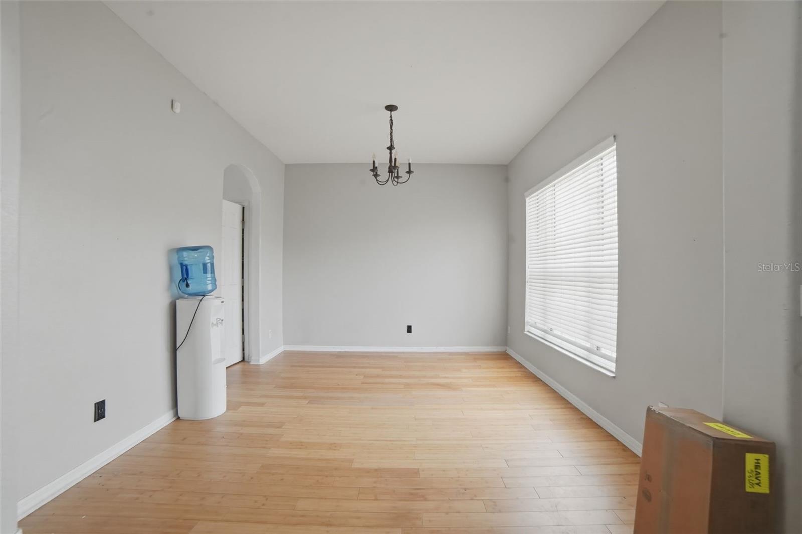 Image 14 of 36 For 234 Towerview Drive E