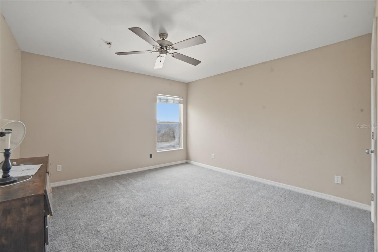Image 25 of 36 For 234 Towerview Drive E