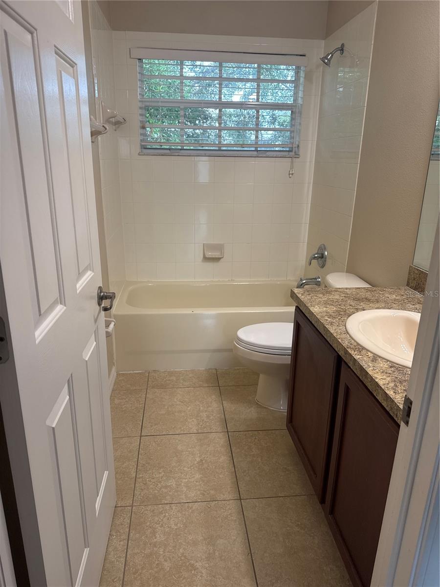Image 15 of 22 For 13011 Avalon Crest Court