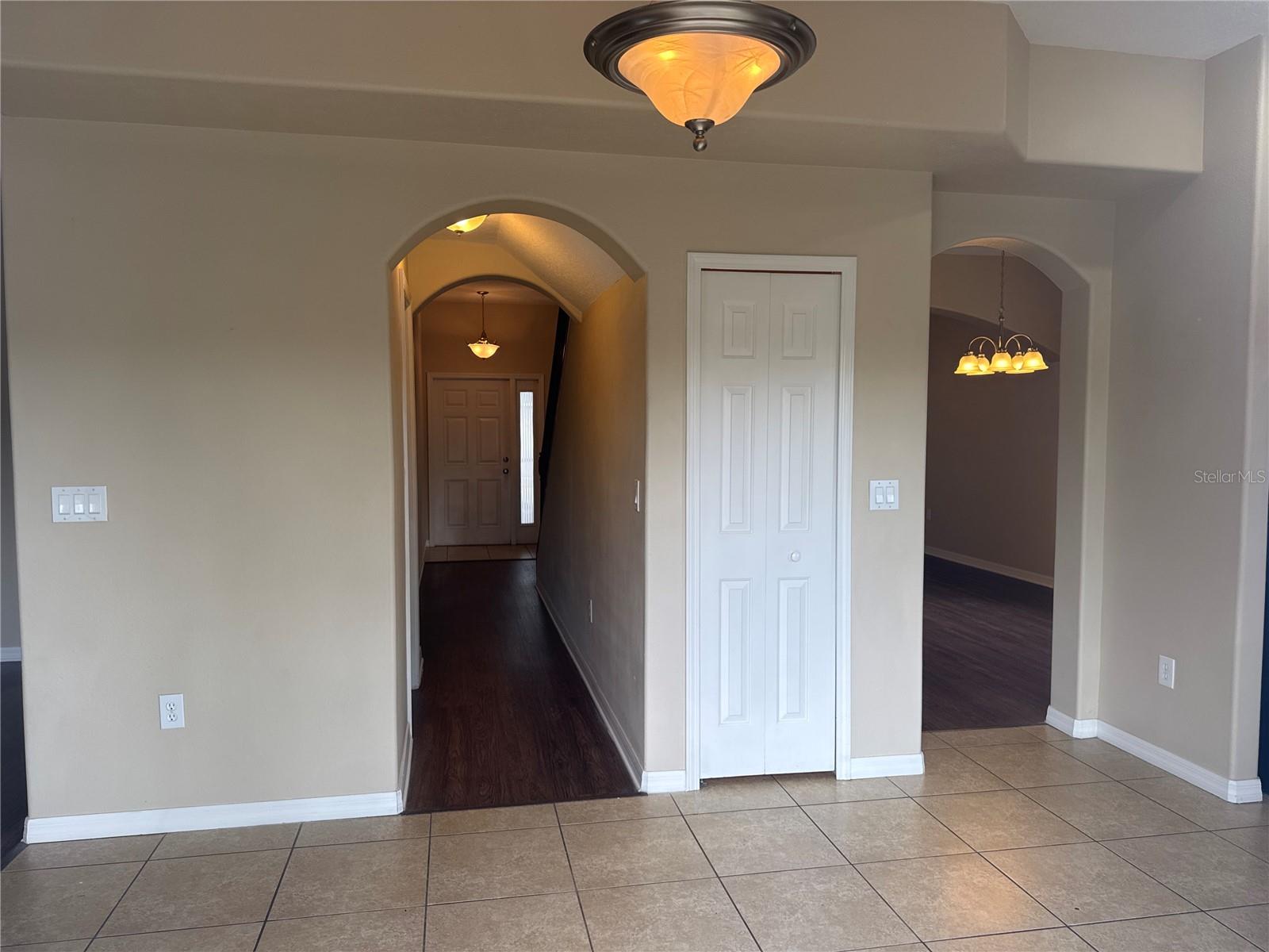 Image 3 of 22 For 13011 Avalon Crest Court