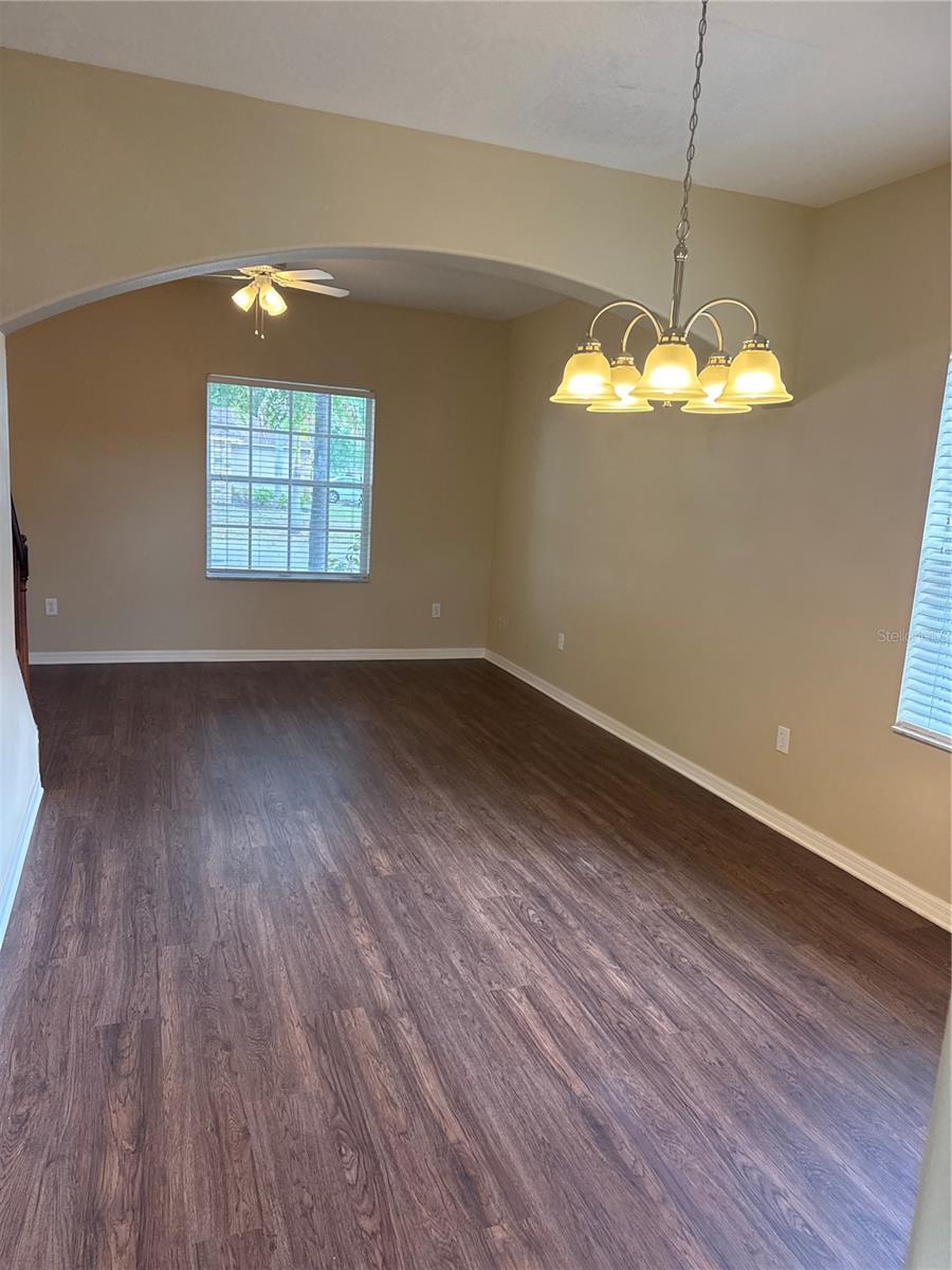 Image 5 of 22 For 13011 Avalon Crest Court