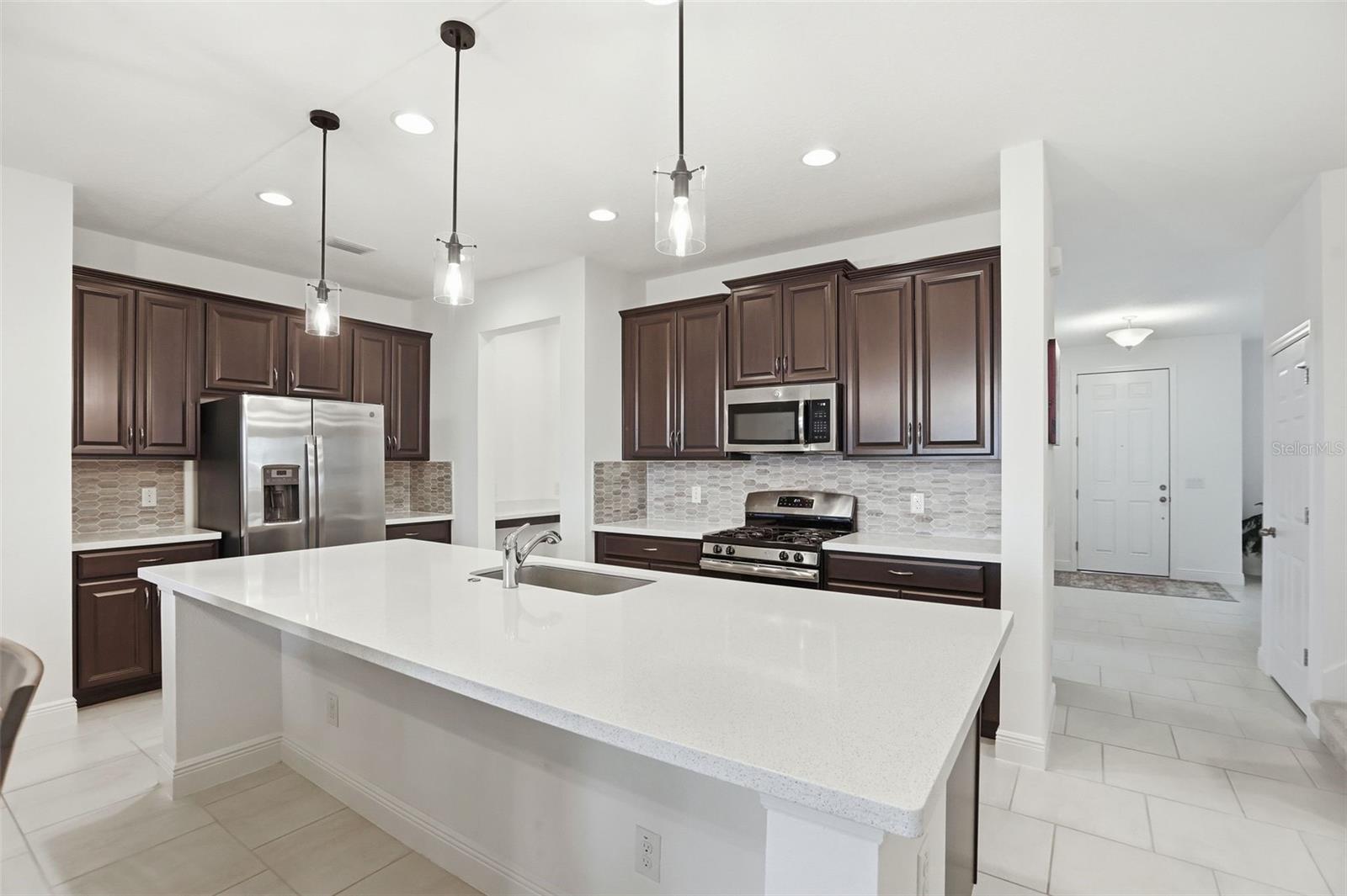Image 2 of 40 For 1433 Shira Road