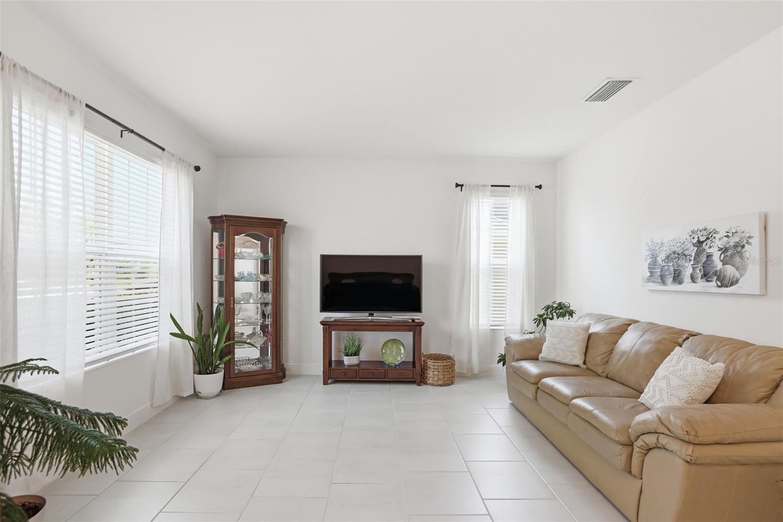 Image 9 of 40 For 1433 Shira Road