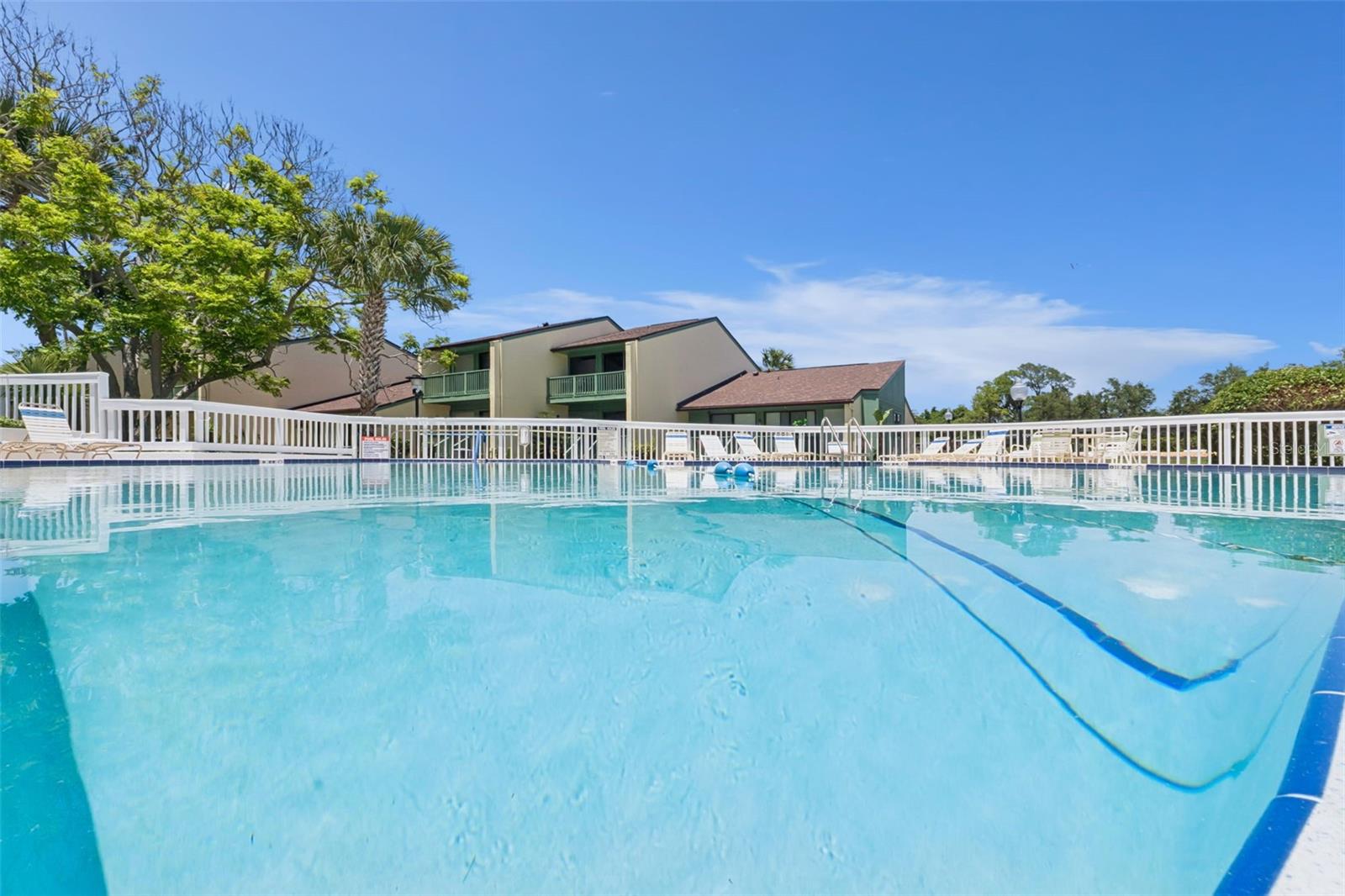 Image 19 of 20 For 201 Club House Boulevard 201
