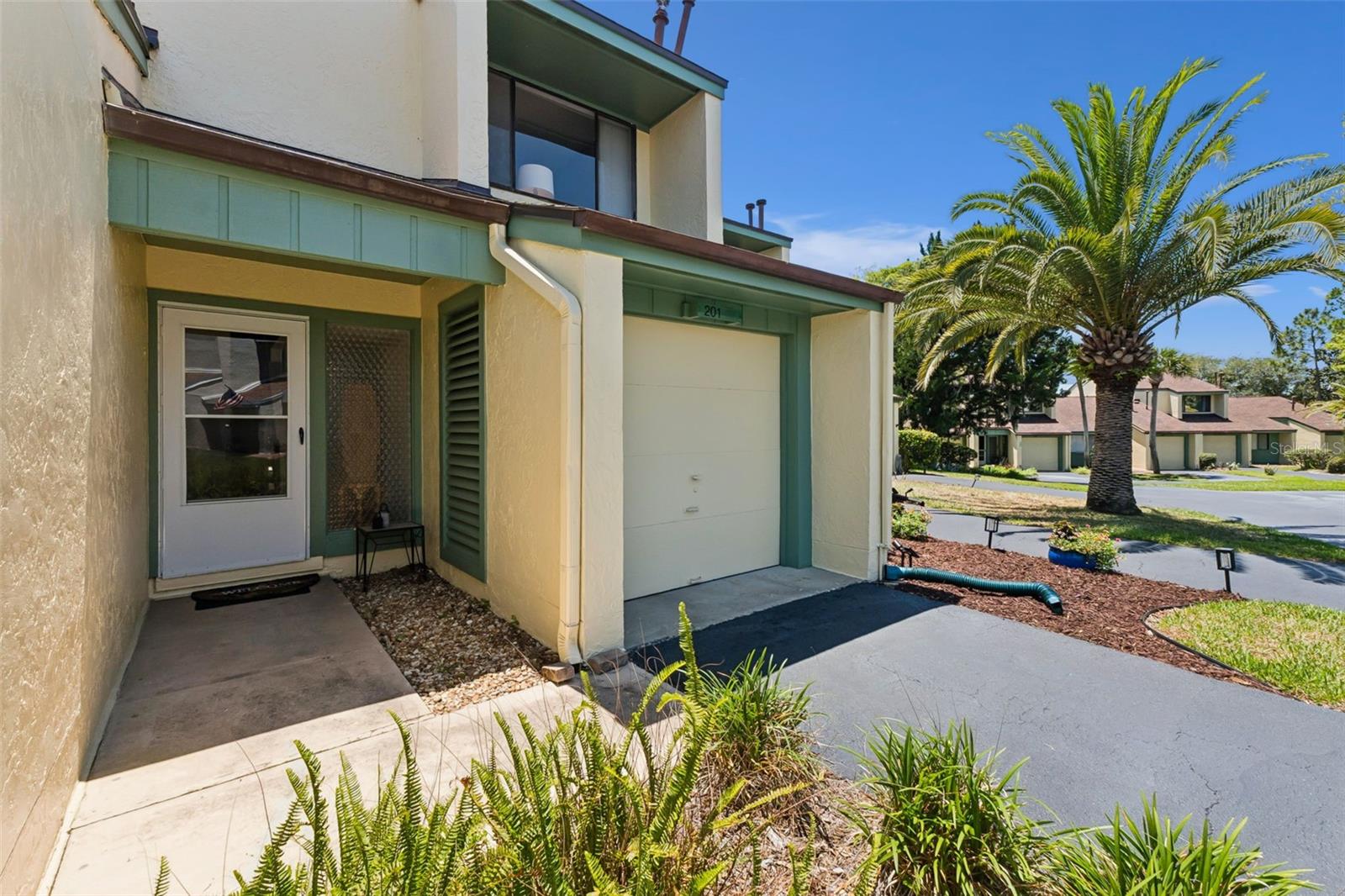 Image 2 of 20 For 201 Club House Boulevard 201