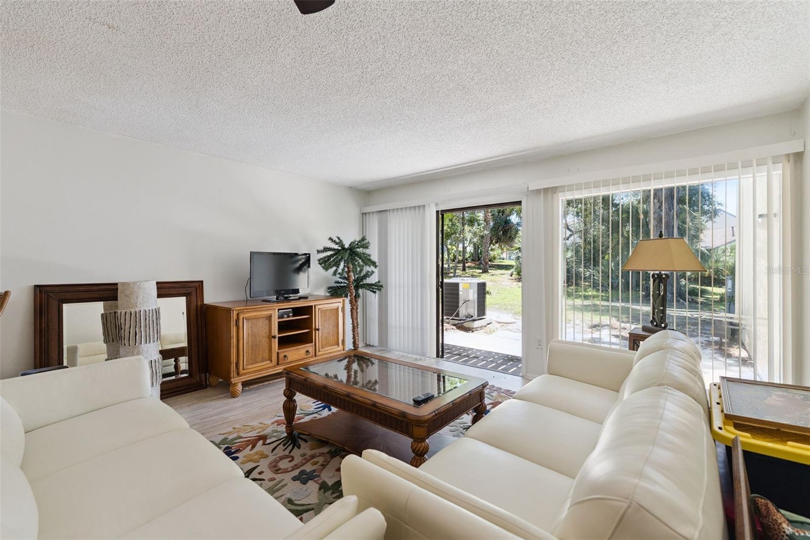 Image 4 of 20 For 201 Club House Boulevard 201