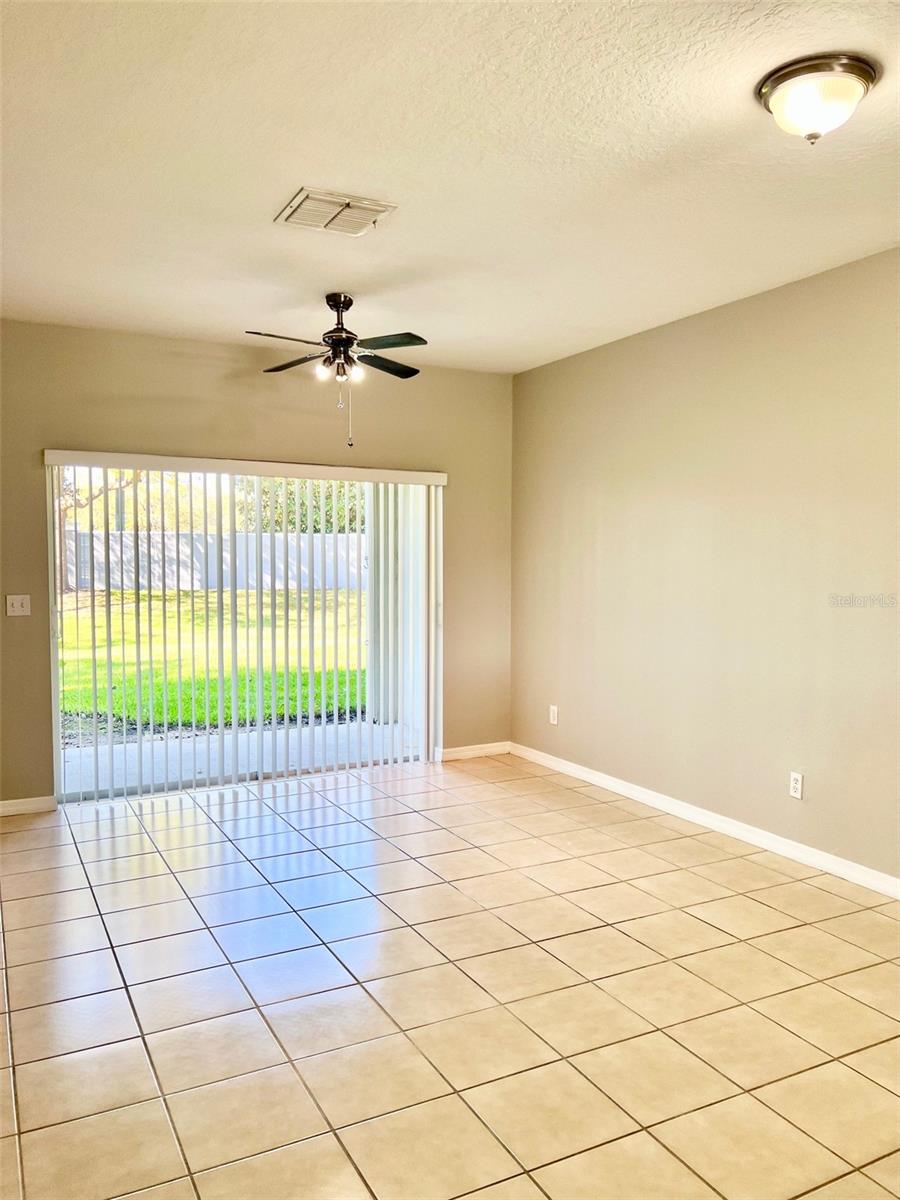Image 4 of 27 For 9305 Jasmine Flower Lane 187
