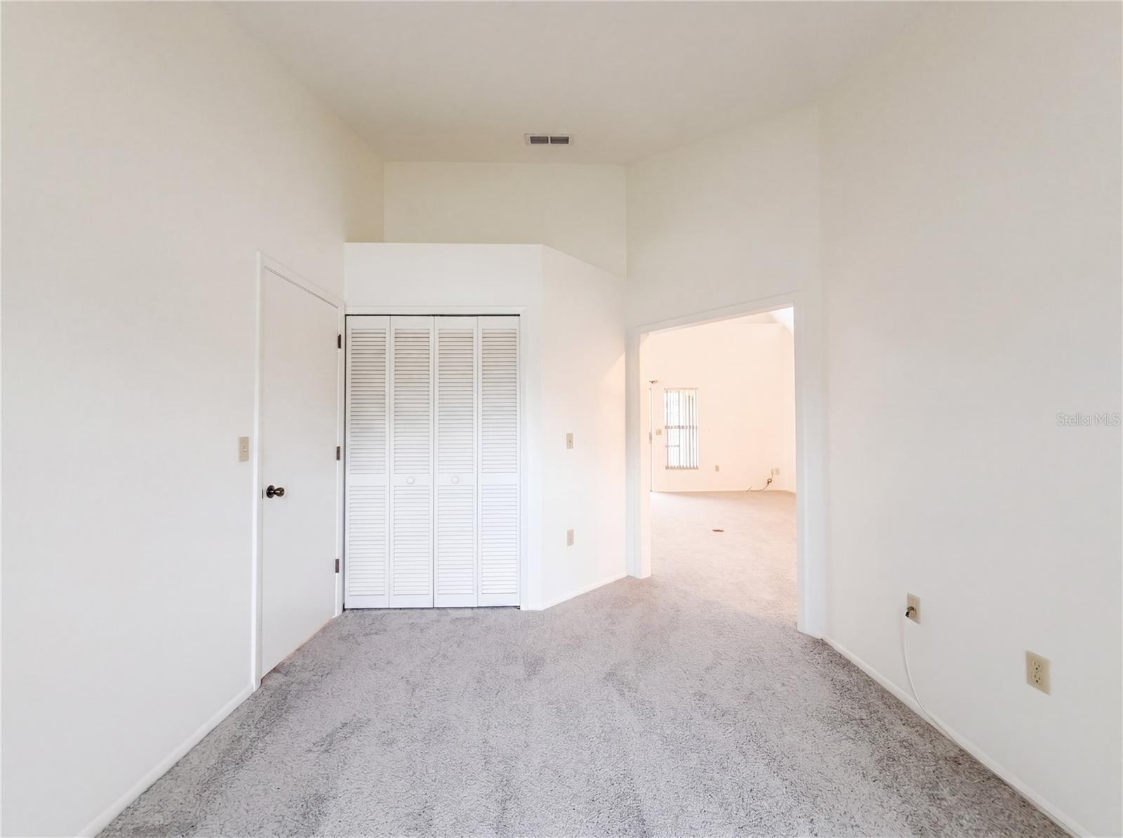 Image 20 of 29 For 712 45th Street E