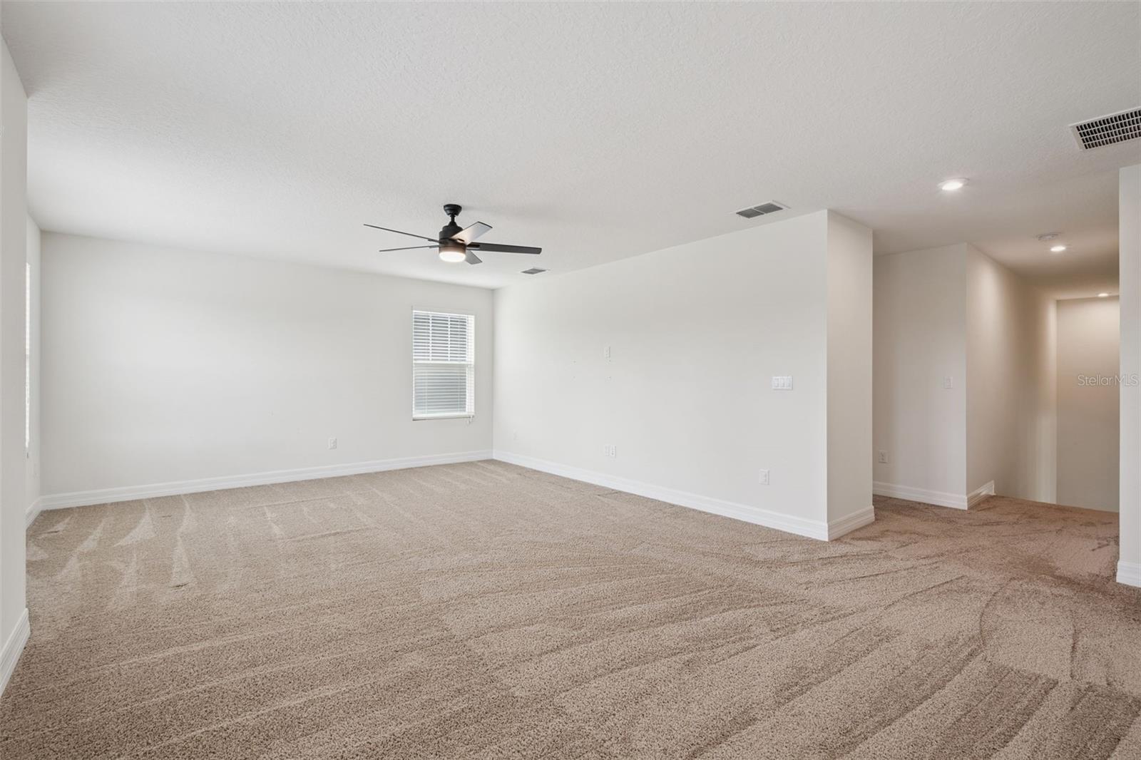 Image 17 of 52 For 9220 Sea Pine Avenue
