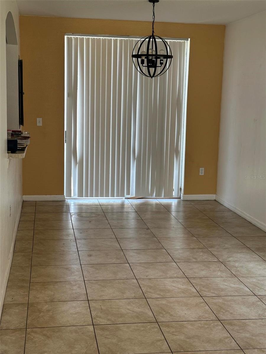 Image 5 of 5 For 678 Captiva Circle