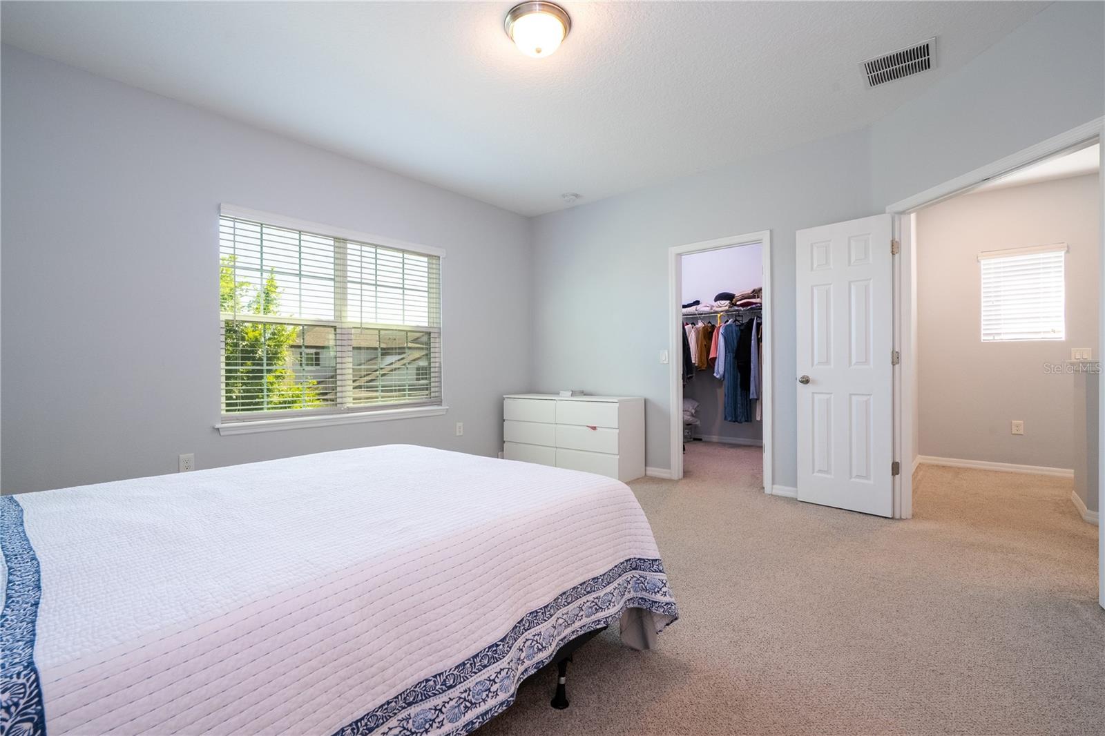 Image 14 of 37 For 9231 Grand Island Way