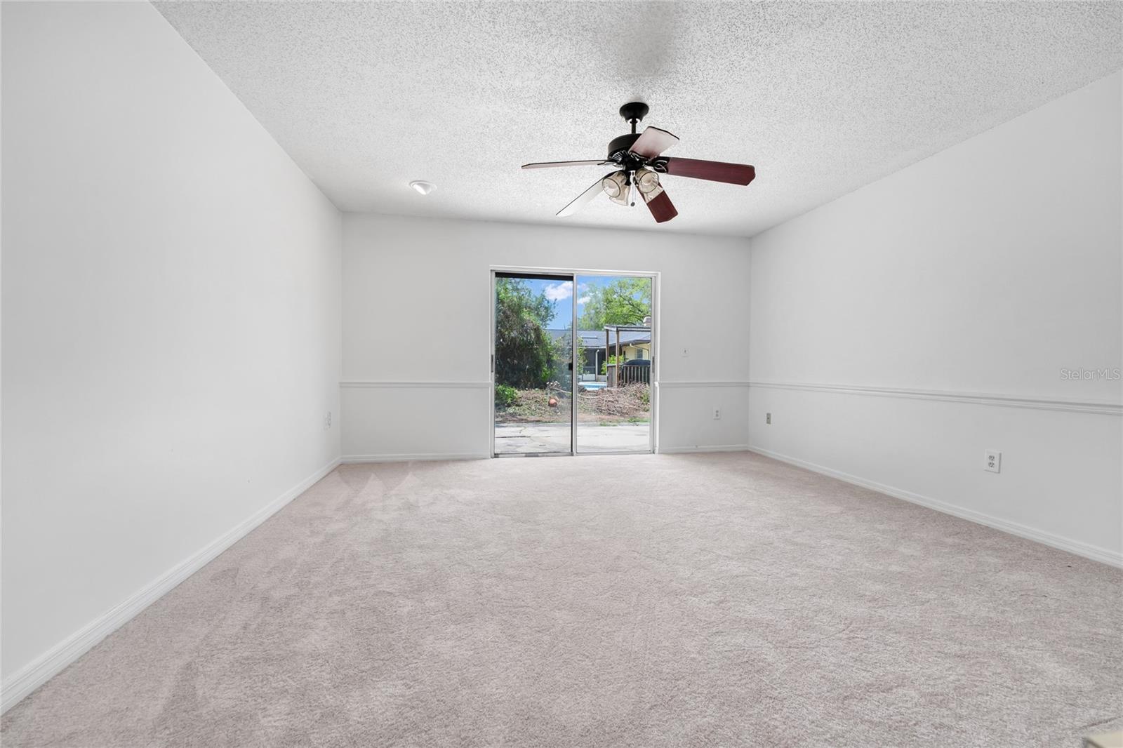 Image 15 of 42 For 5060 Andrea Boulevard