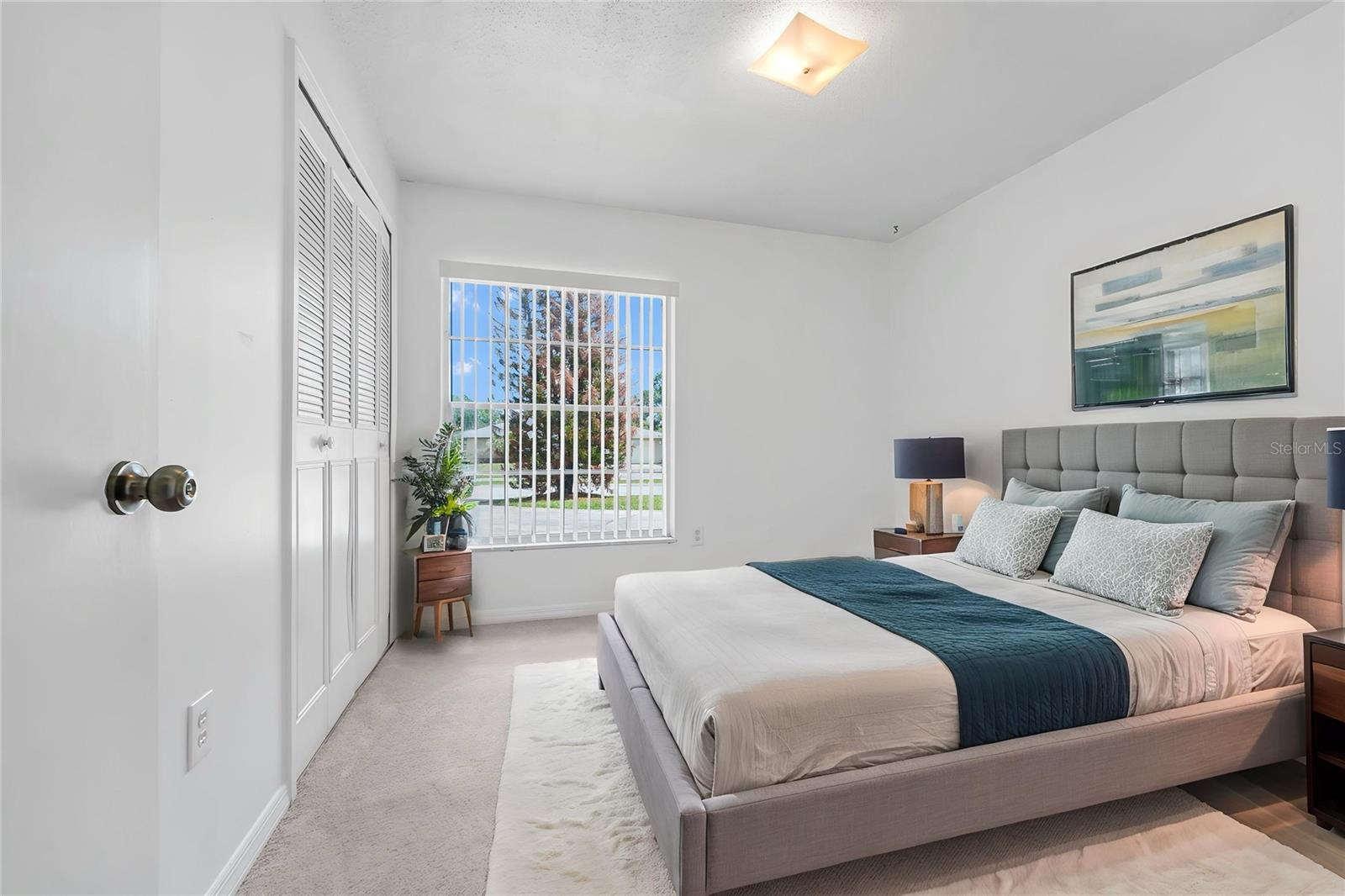 Image 6 of 42 For 5060 Andrea Boulevard