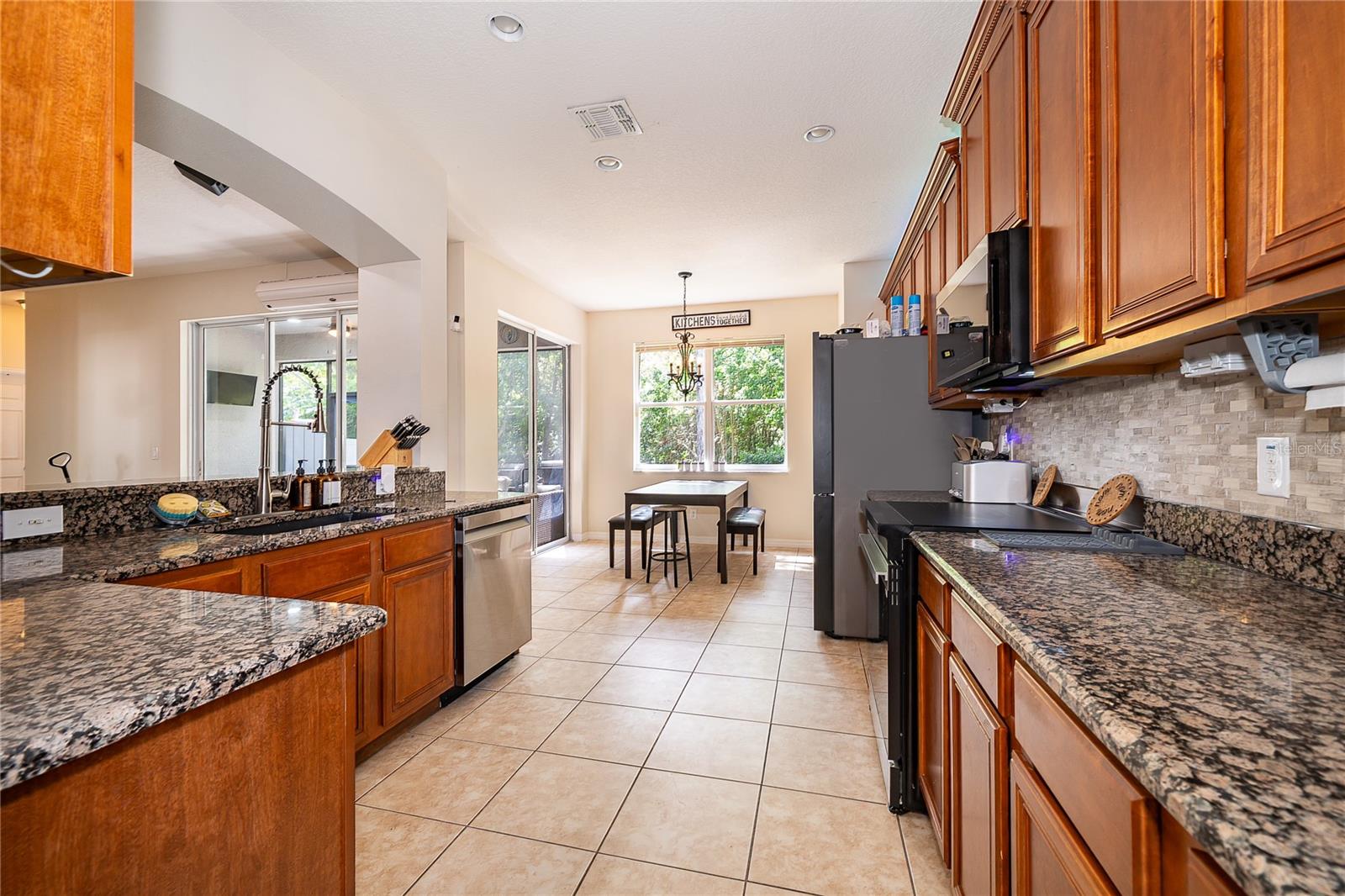 Image 6 of 25 For 9808 Bennington Chase Drive