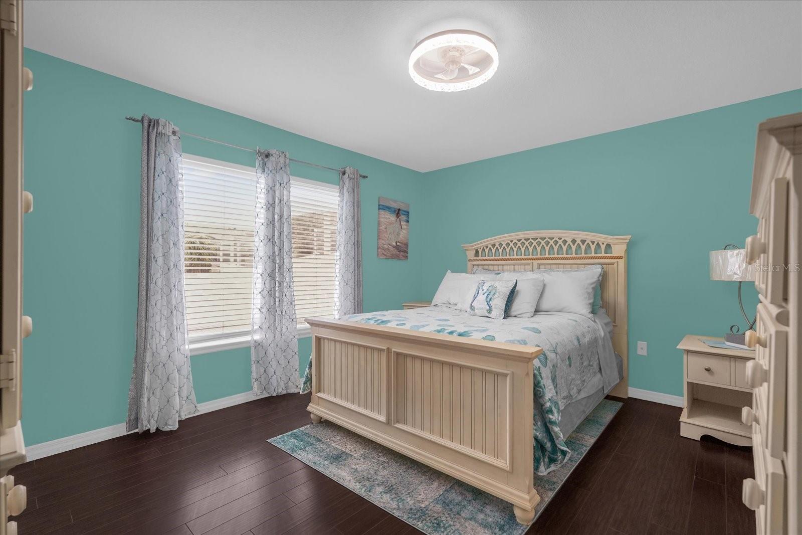 Image 12 of 32 For 14352 Sun Bay Drive