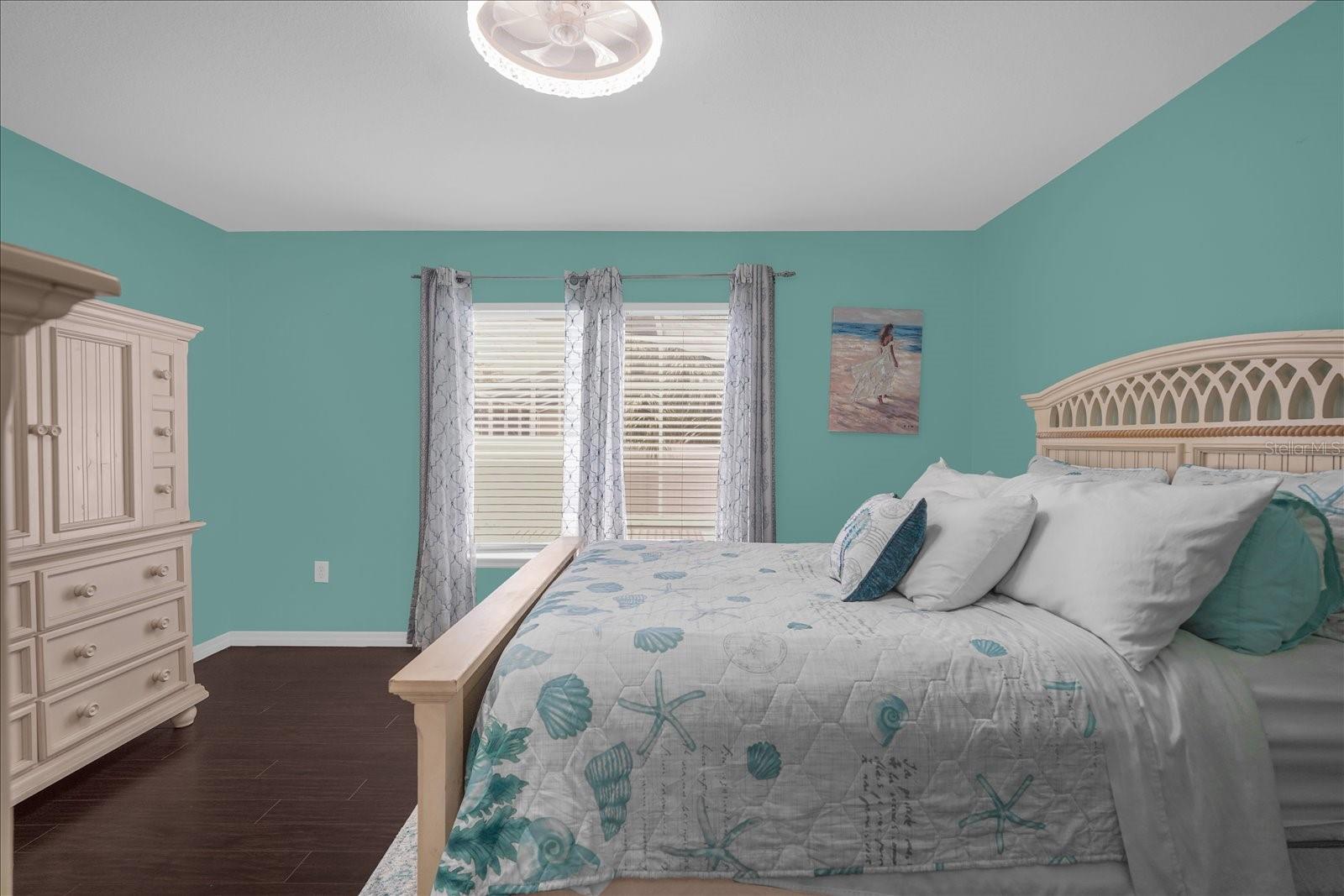 Image 13 of 32 For 14352 Sun Bay Drive