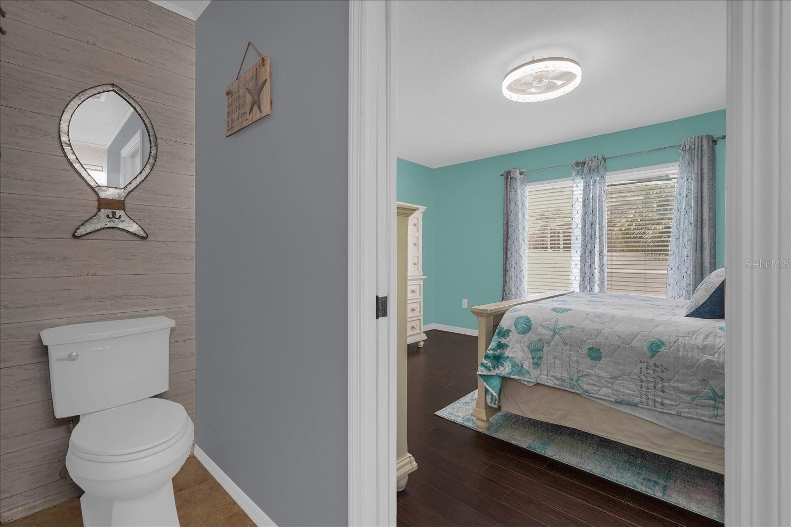 Image 14 of 32 For 14352 Sun Bay Drive