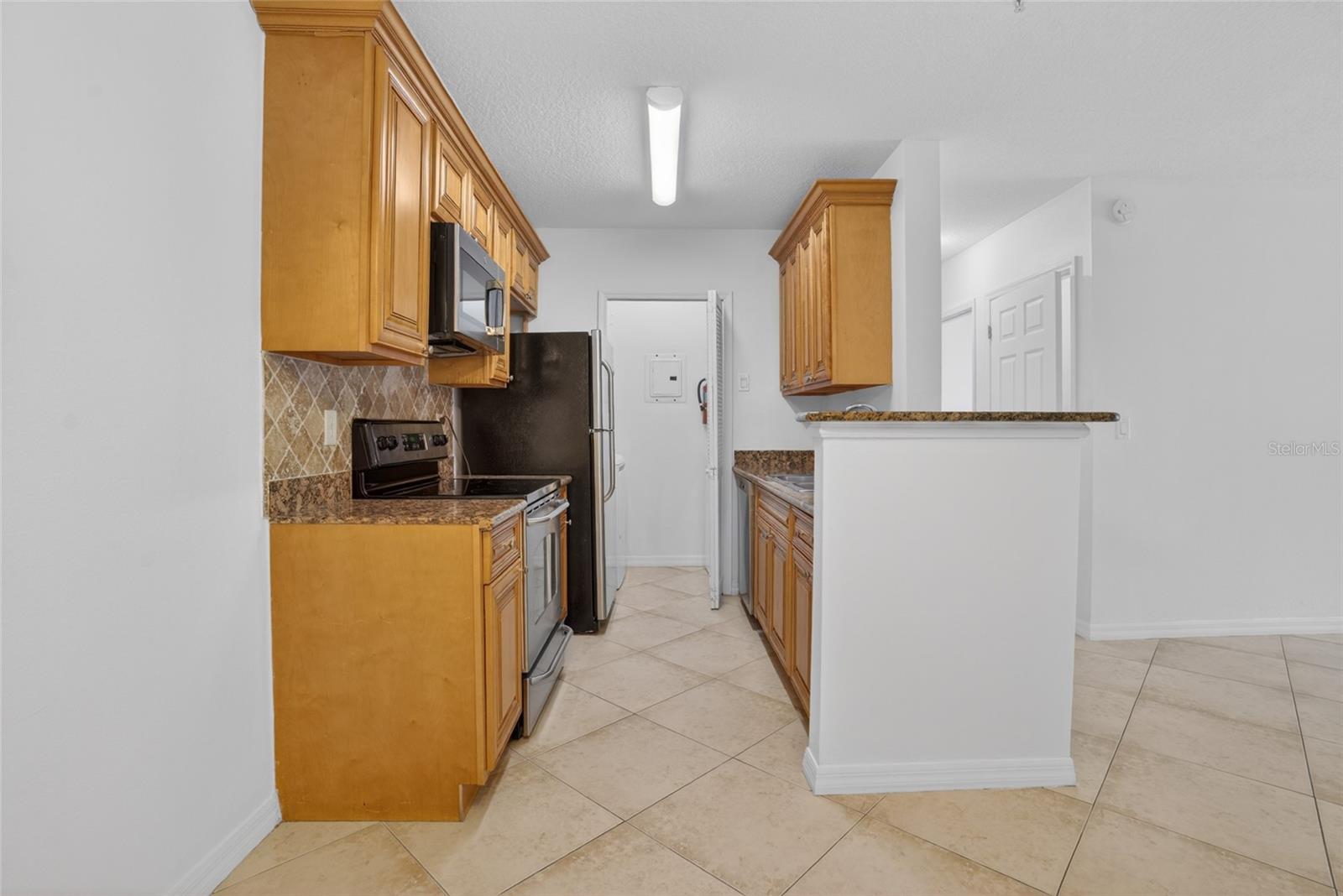 Image 7 of 44 For 4364 Kirkman Road 307