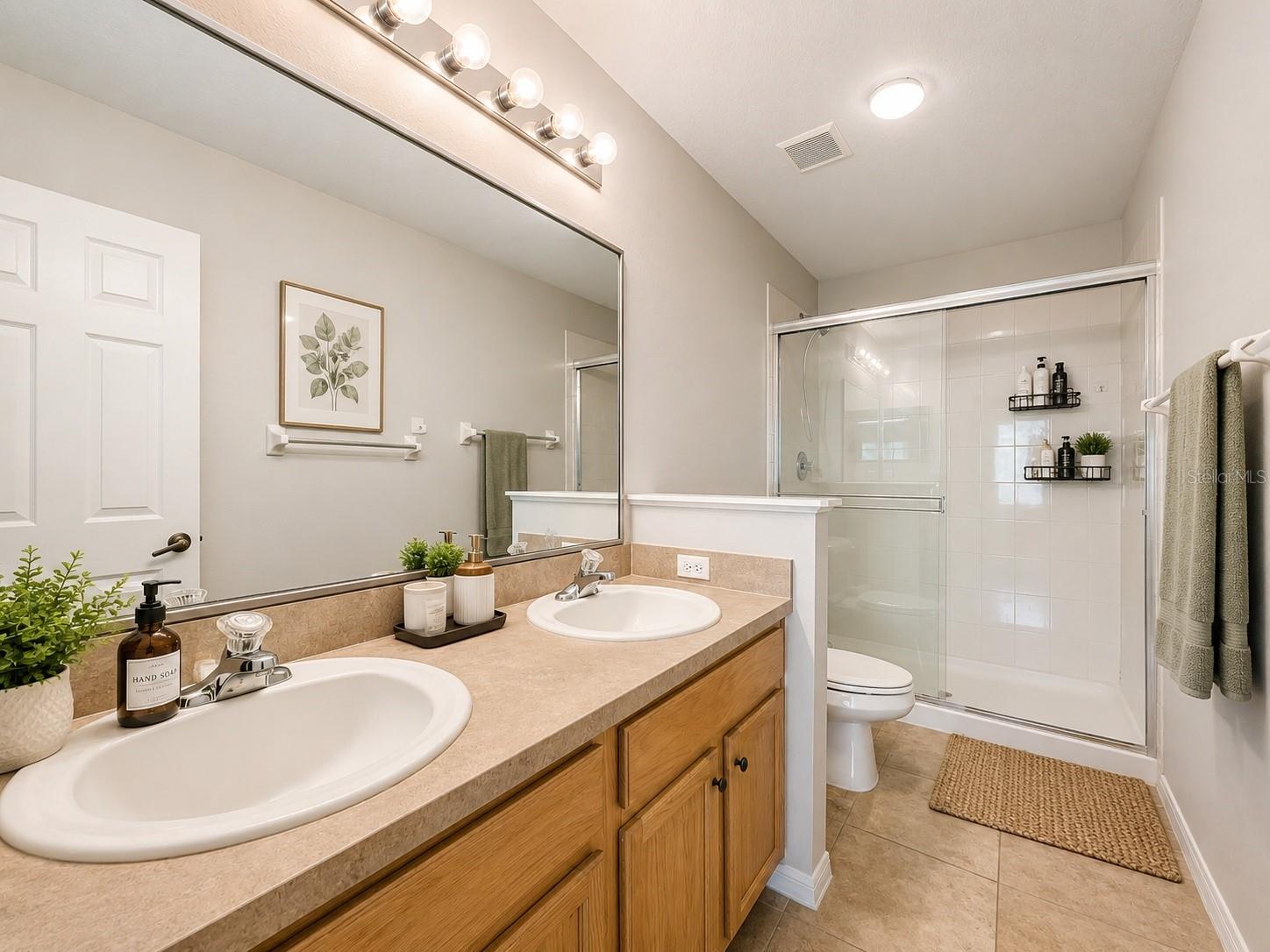Image 17 of 30 For 3599 Caruso Place