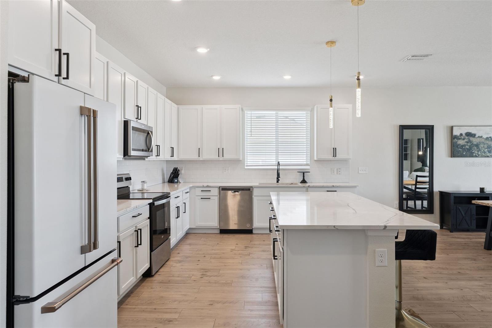 Image 17 of 35 For 2429 Begonia Street