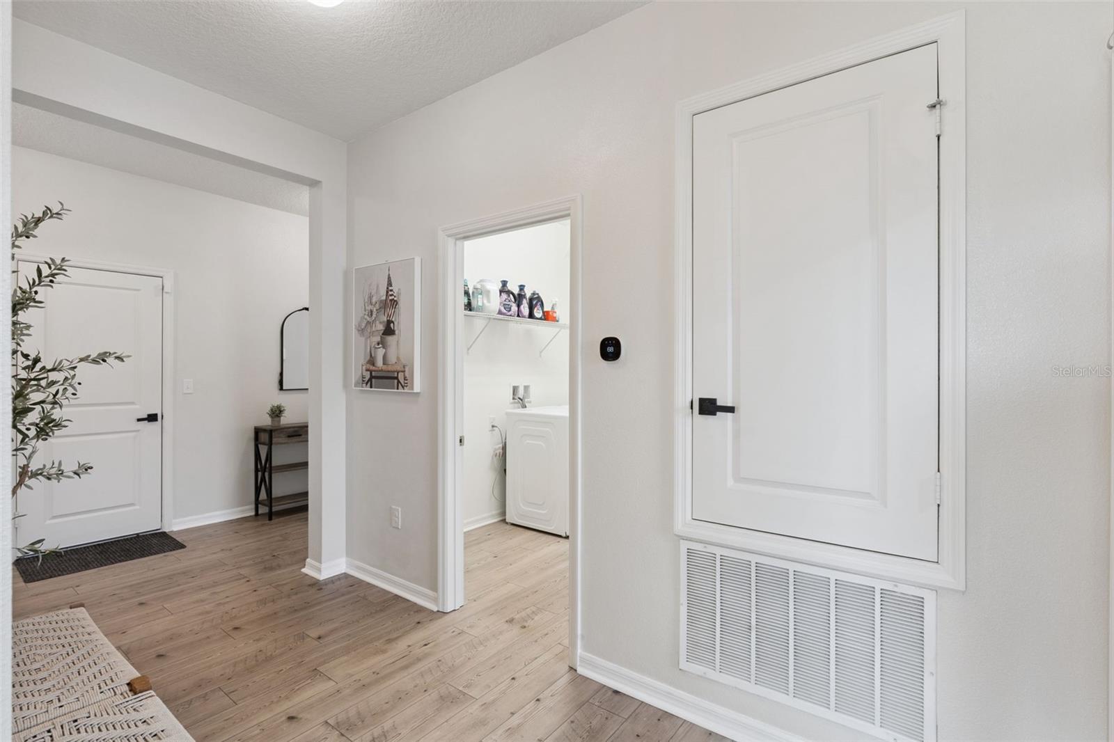 Image 18 of 35 For 2429 Begonia Street