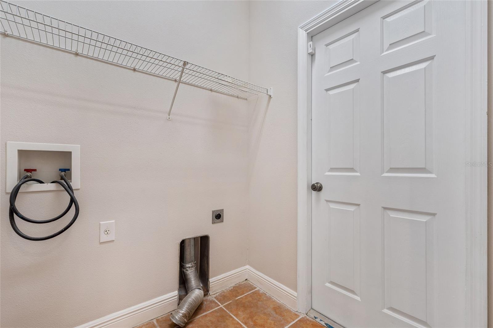 Image 8 of 22 For 3336 Herringridge Drive
