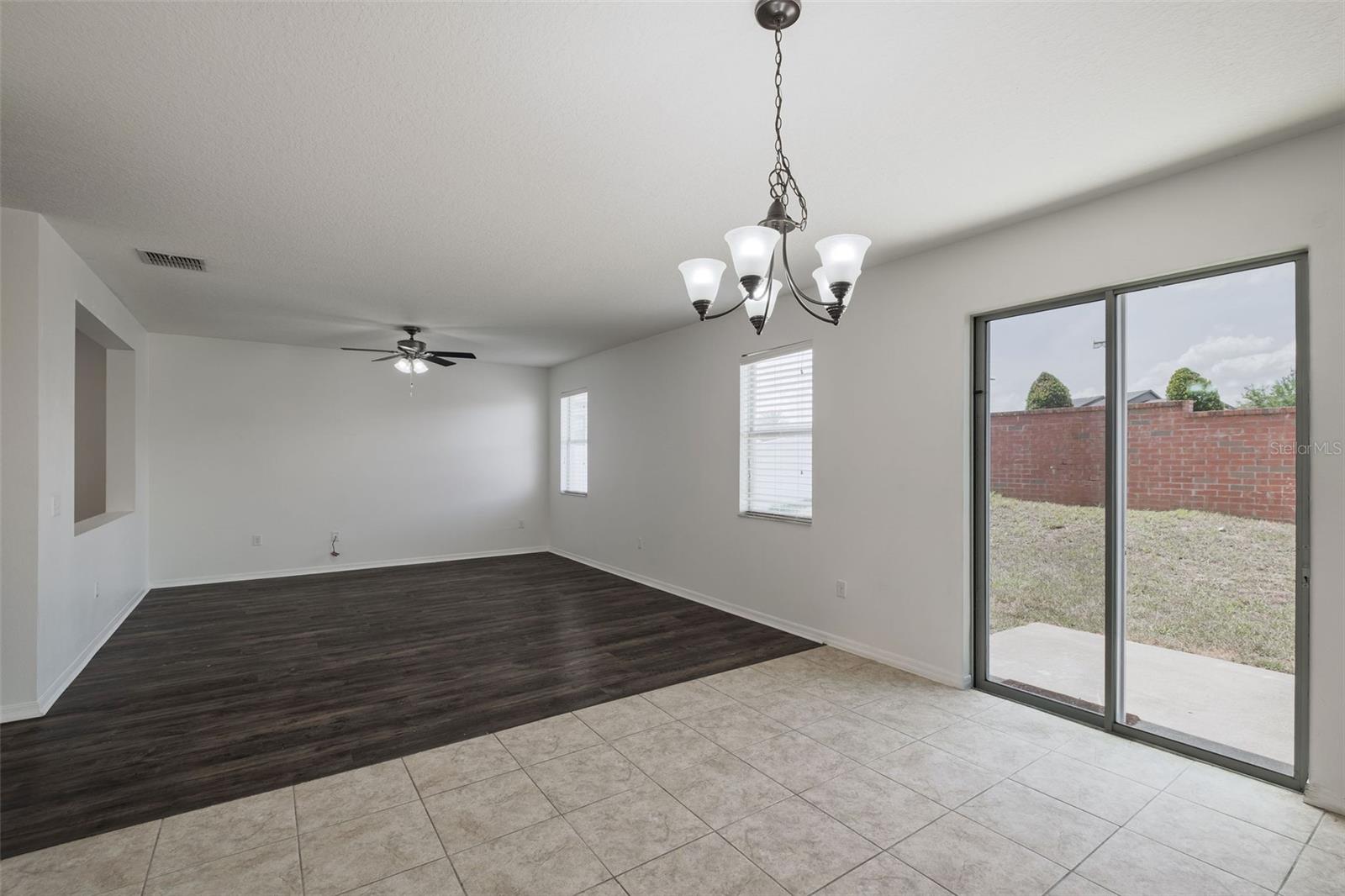 Image 10 of 32 For 13545 Laranja Street
