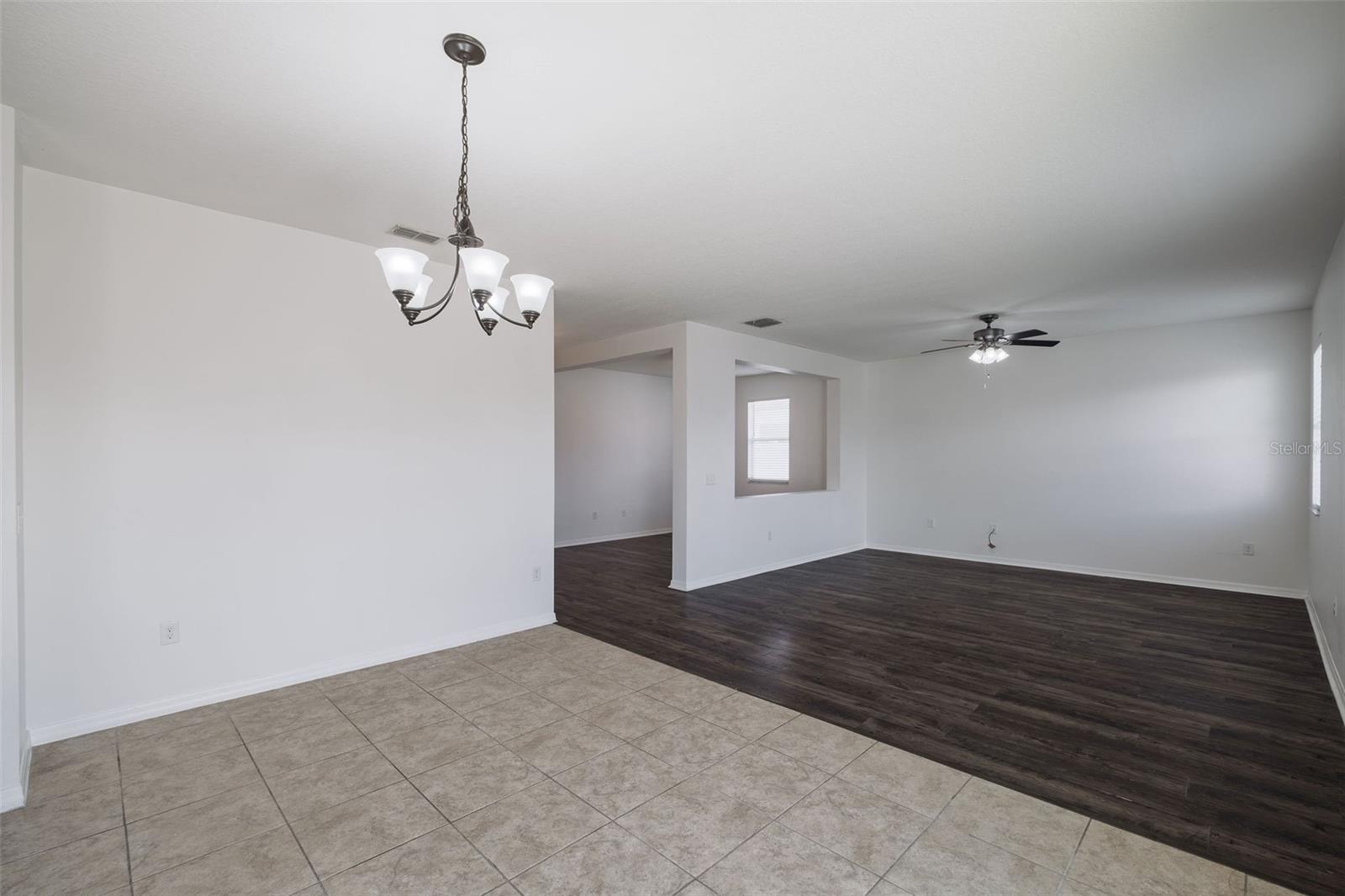 Image 17 of 32 For 13545 Laranja Street