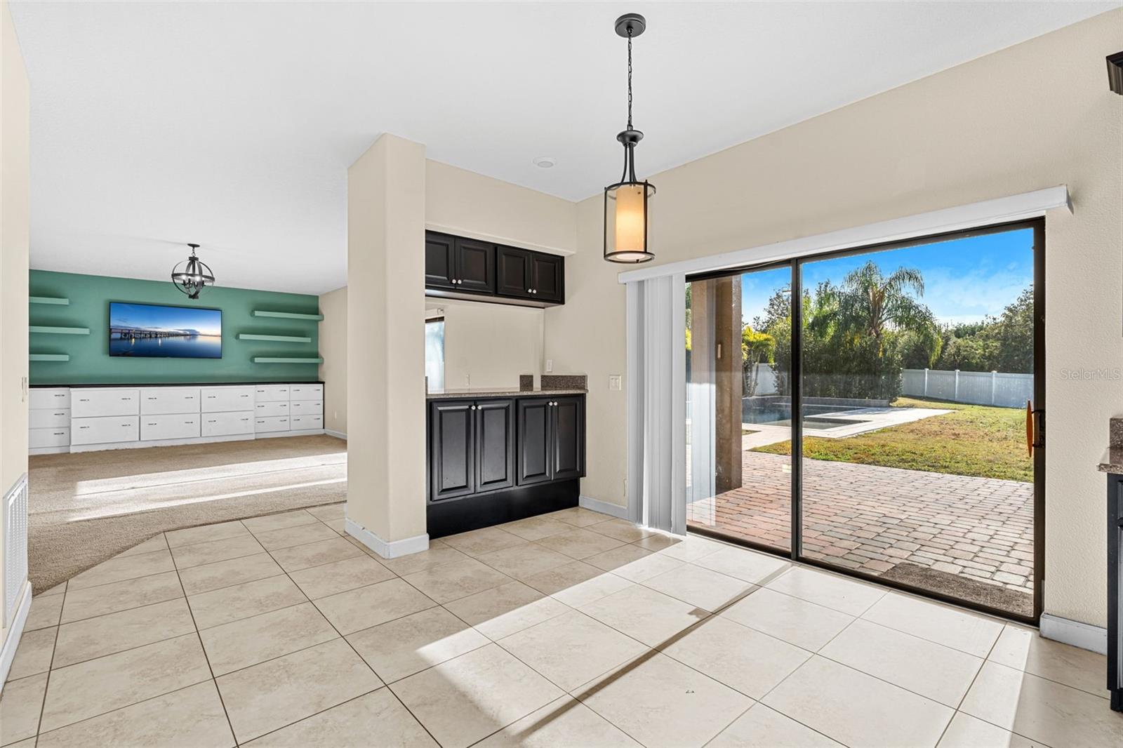 Image 19 of 31 For 4306 Biscayne Cove Court