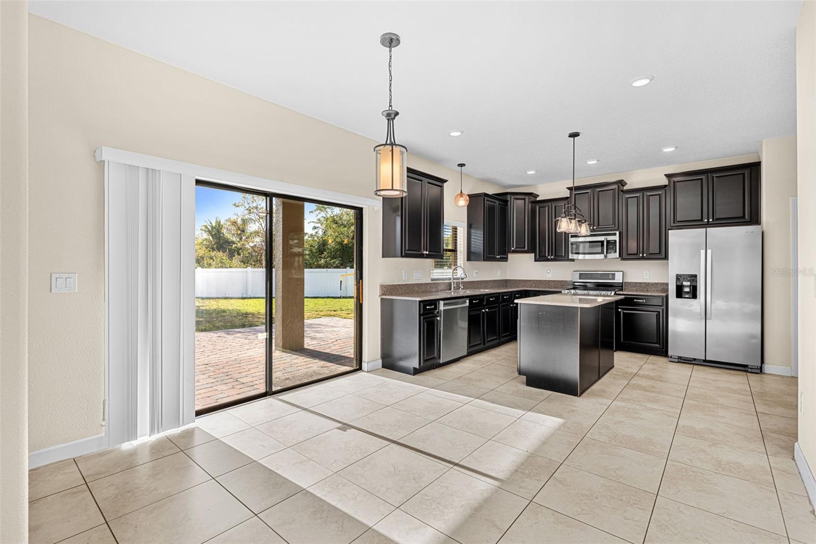 Image 20 of 31 For 4306 Biscayne Cove Court