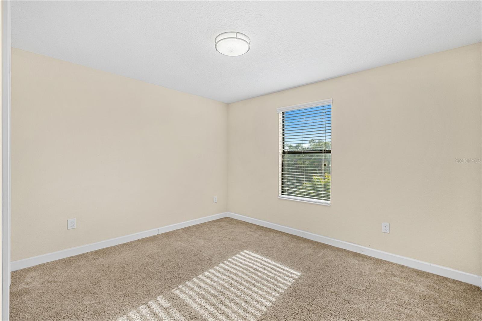 Image 9 of 31 For 4306 Biscayne Cove Court