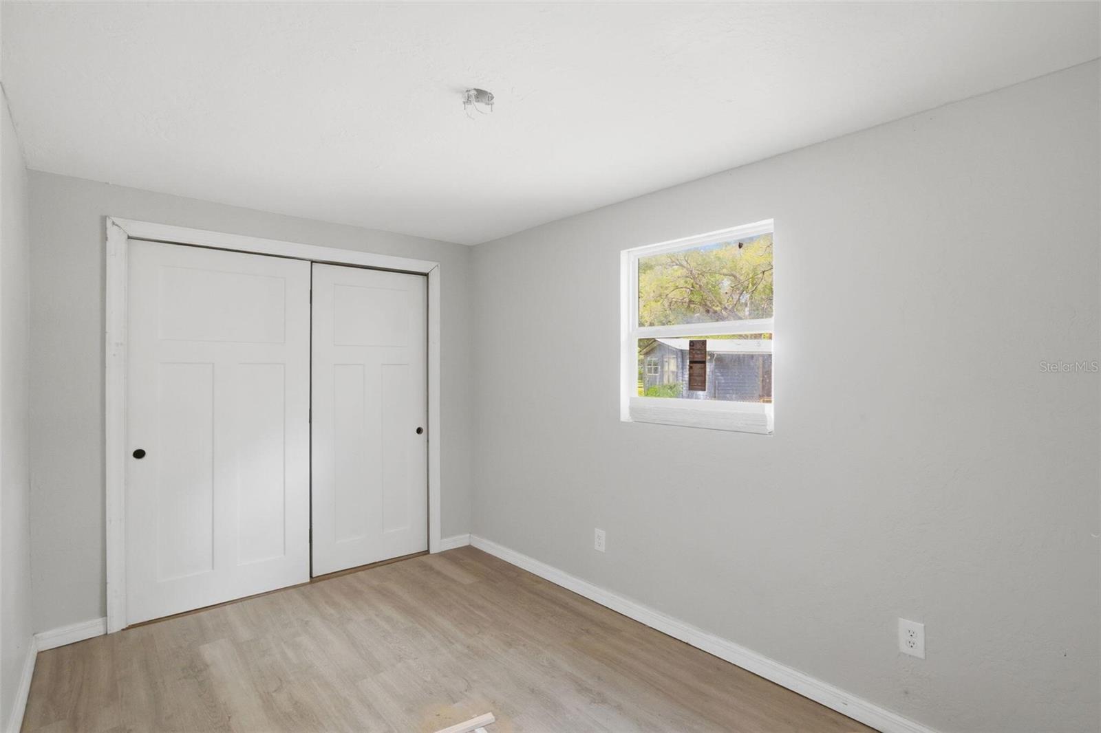 Image 11 of 25 For 6945 5th Place