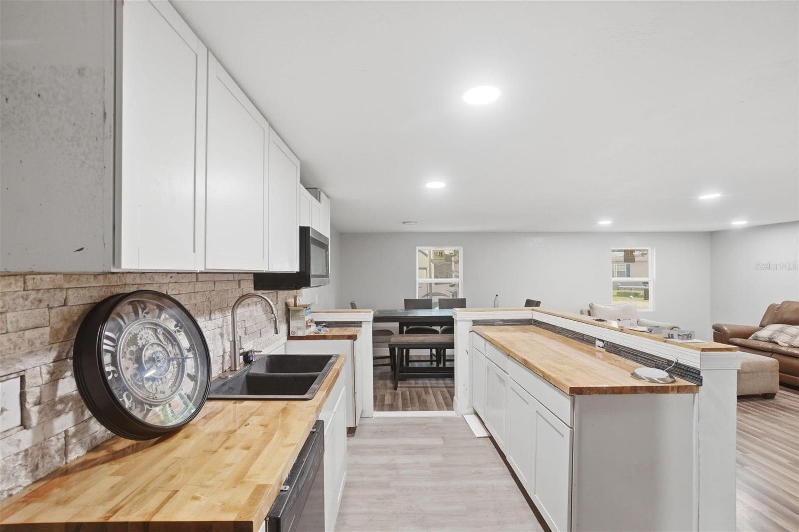 Image 8 of 25 For 6945 5th Place