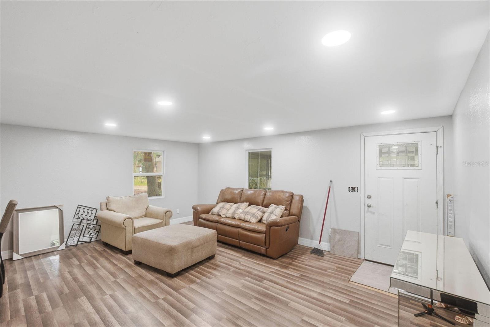 Image 9 of 25 For 6945 5th Place