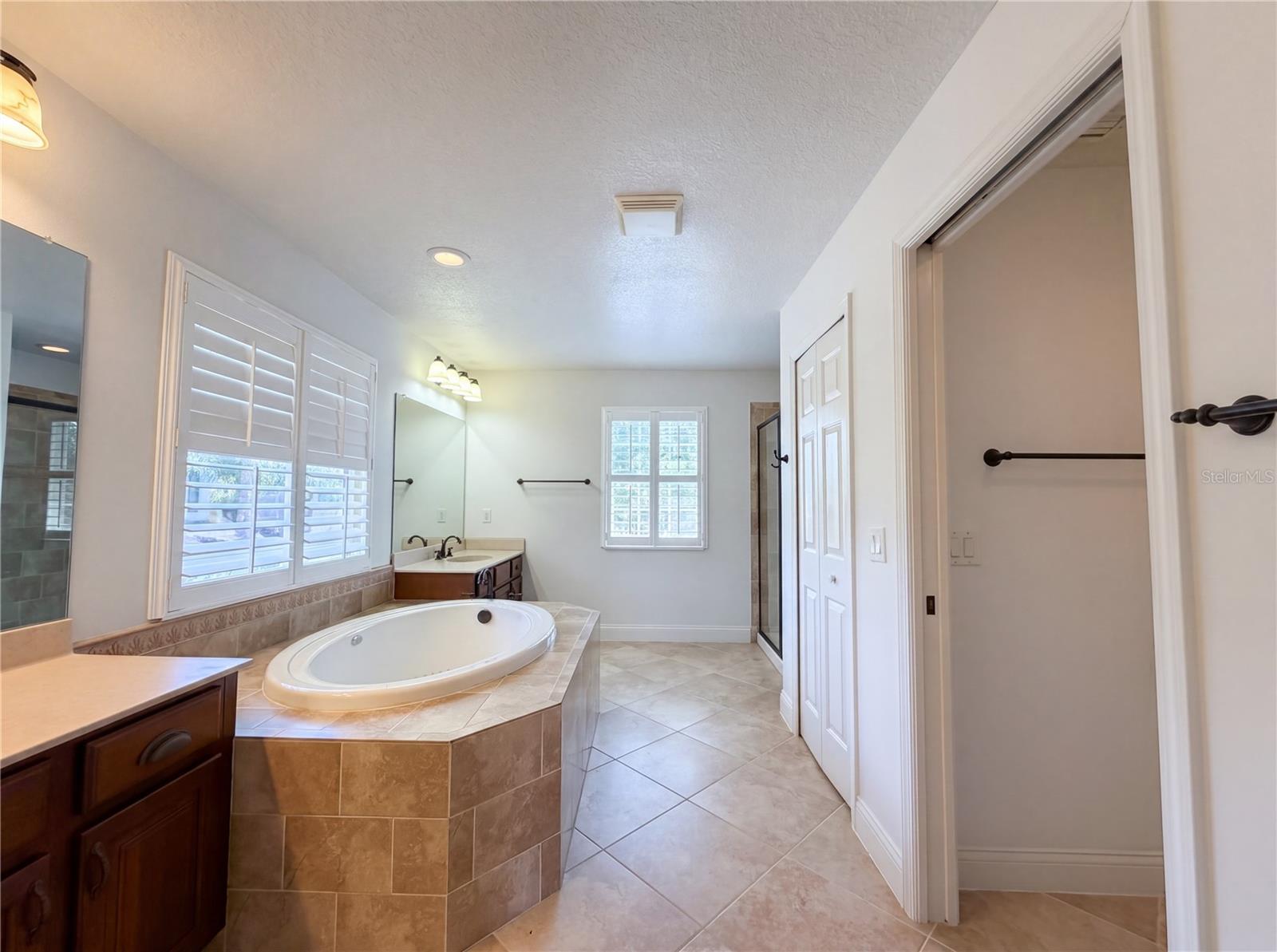 Image 26 of 39 For 1714 Bottlebrush Way