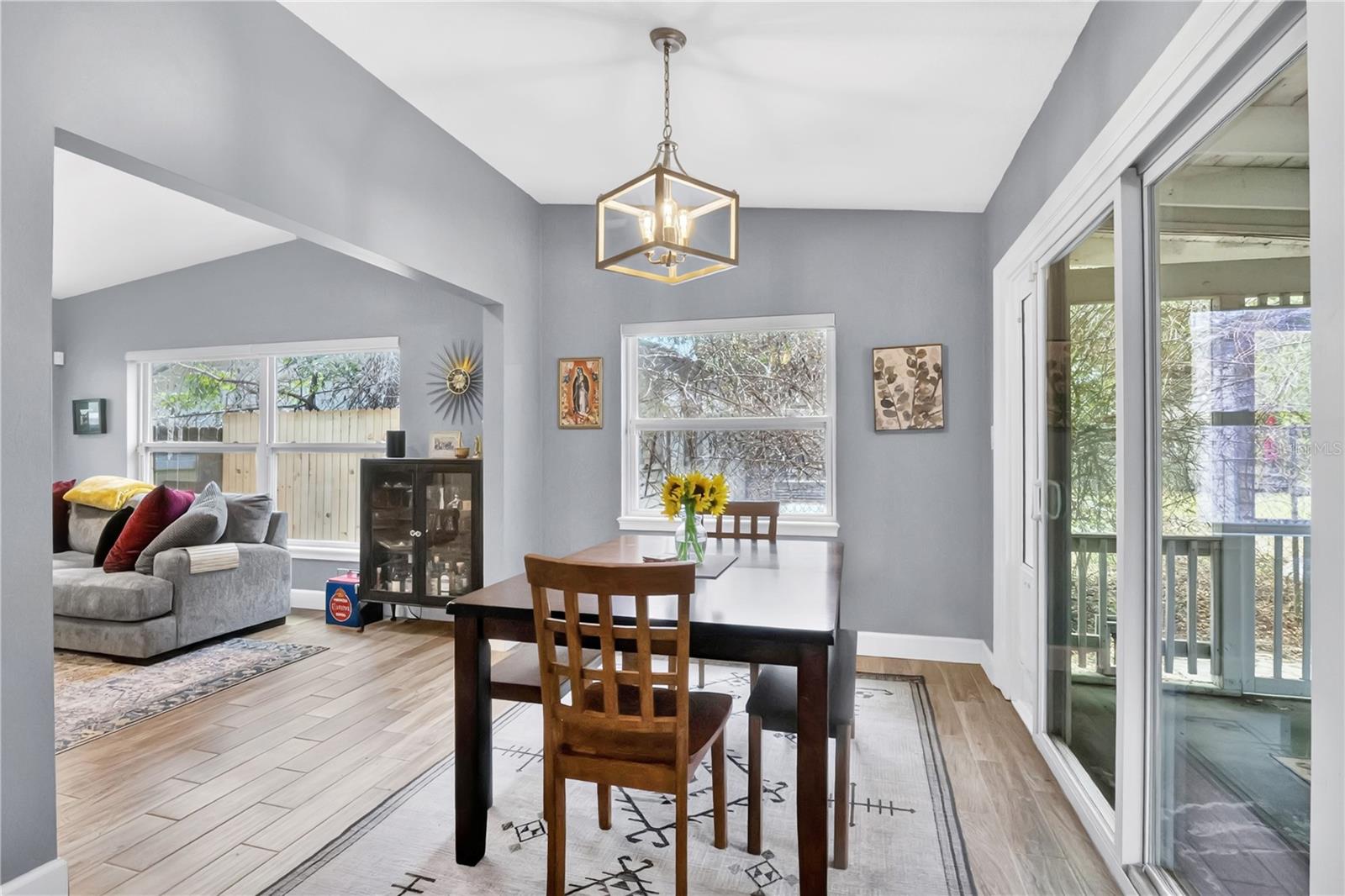 Image 11 of 25 For 5020 Saint Marie Avenue
