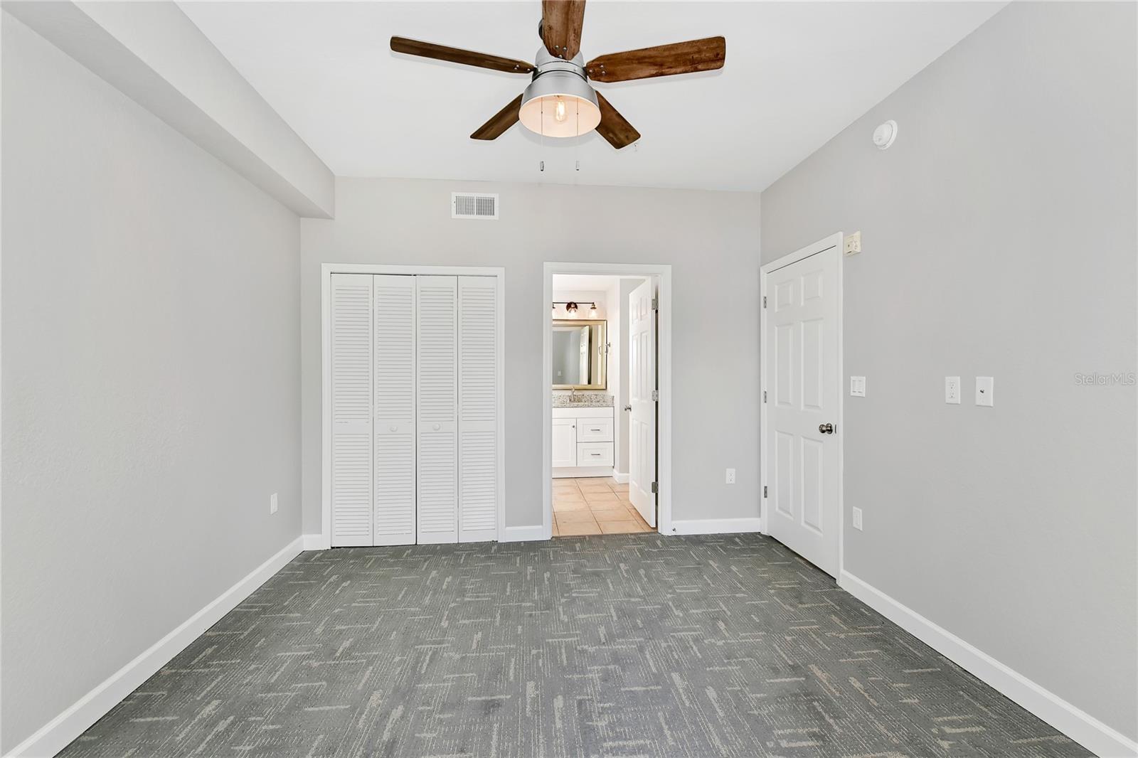 Image 9 of 13 For 7503 Atlantis Way J108