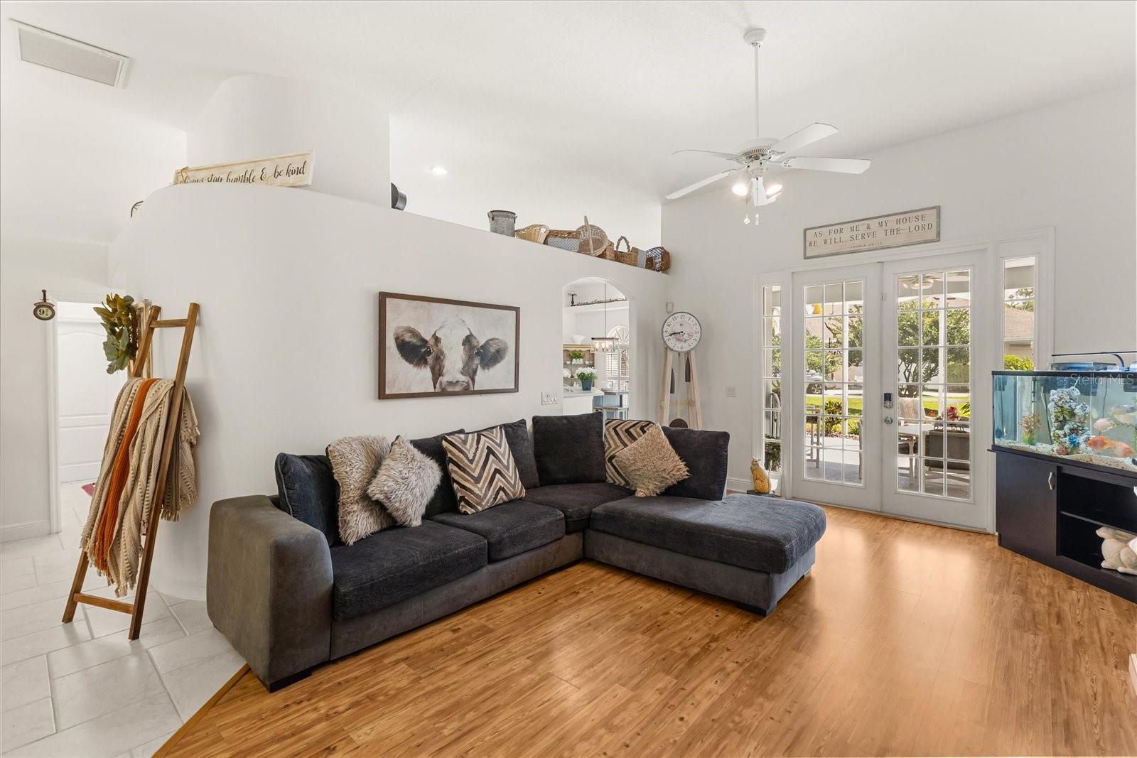 Image 9 of 45 For 5222 Hammock Pointe Court