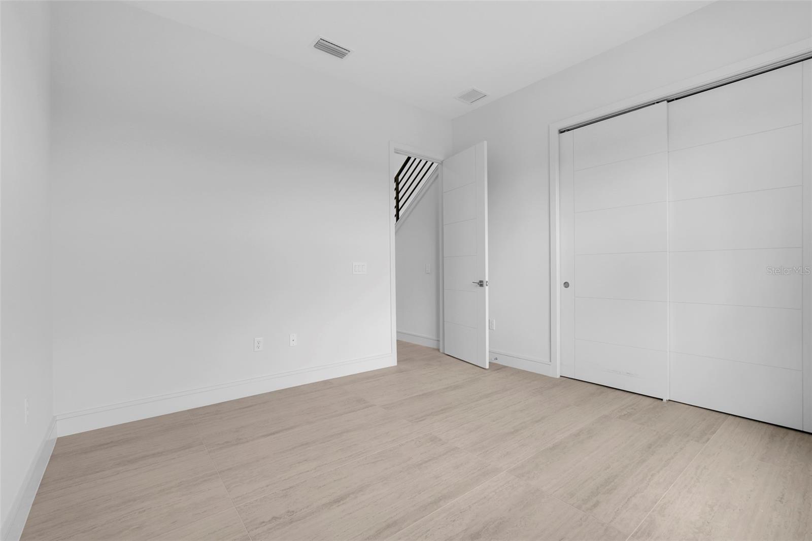 Image 40 of 67 For 3019 Kensington Avenue